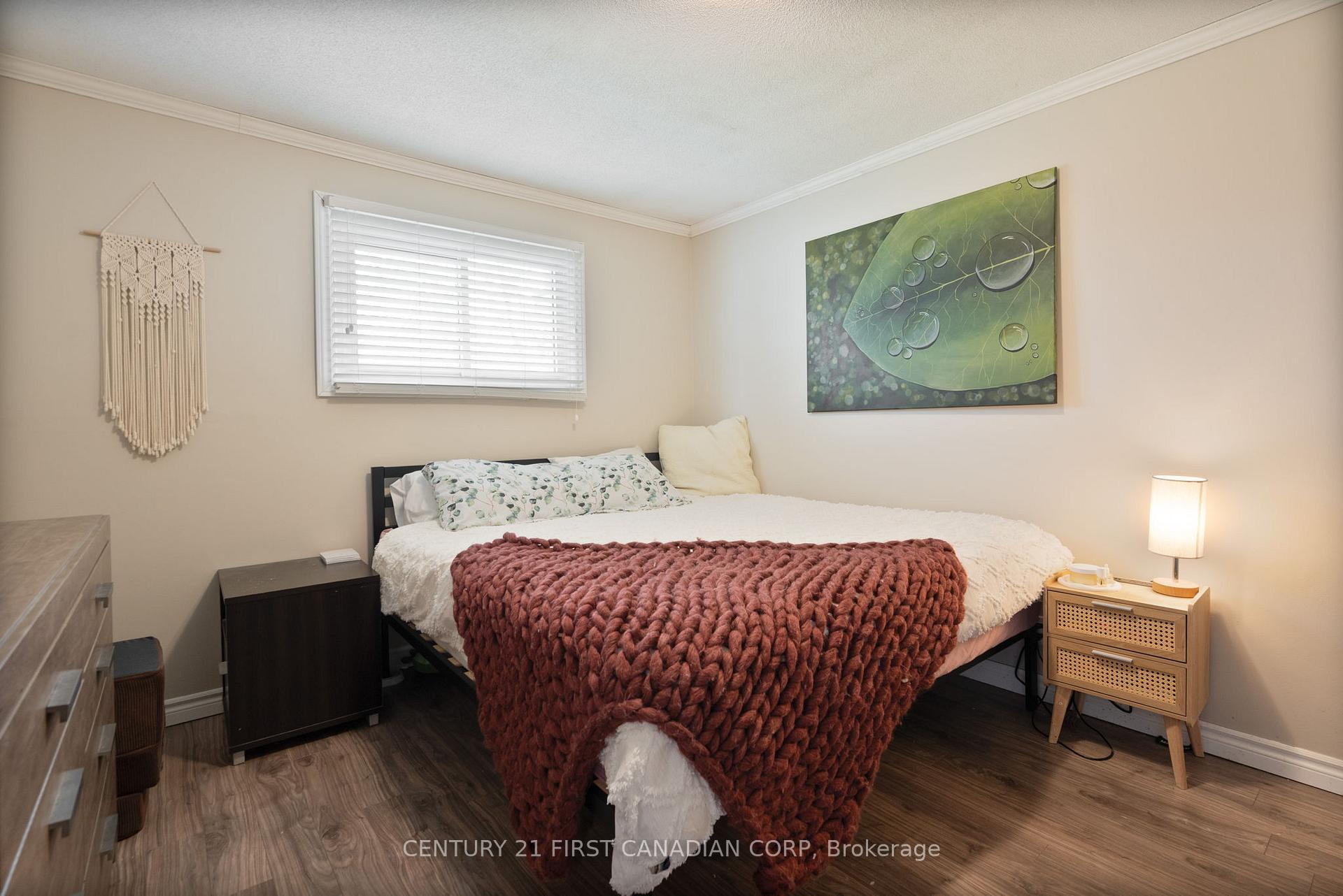 Photo 14 of 104 First Avenue, St. Thomas — HOMEH
