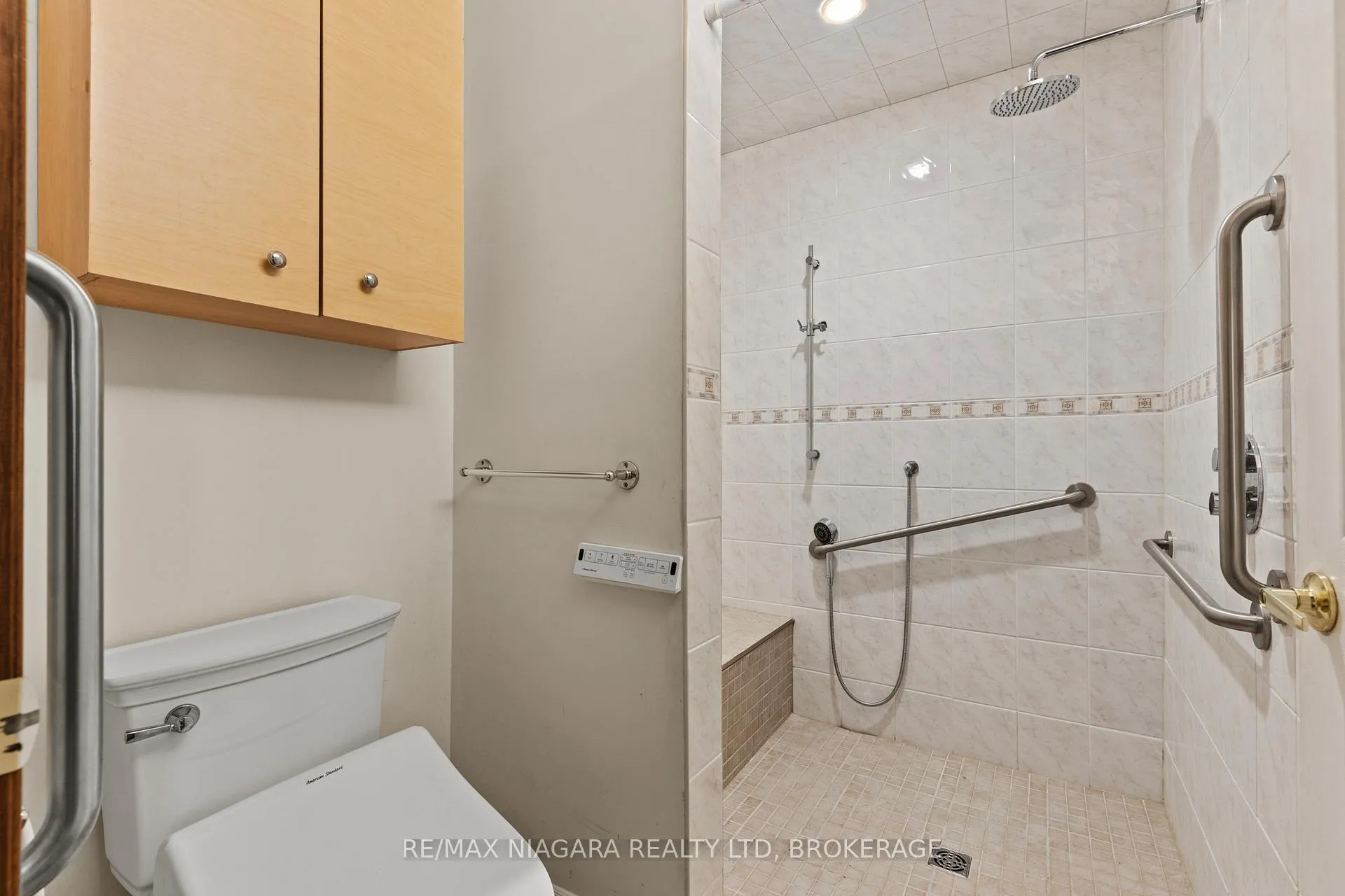 Photo 73 of 28 Runcorn Street, St. Catharines, Port Weller — HOMEH