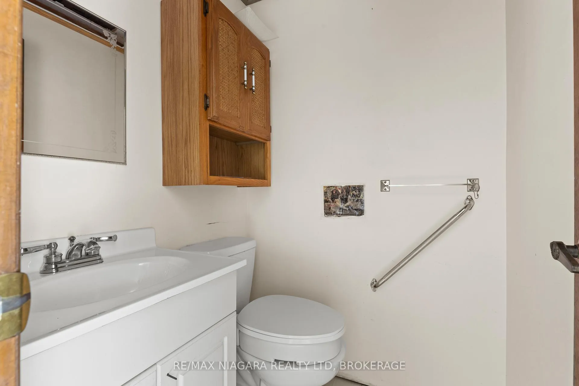 Photo 118 of 28 Runcorn Street, St. Catharines, Port Weller — HOMEH