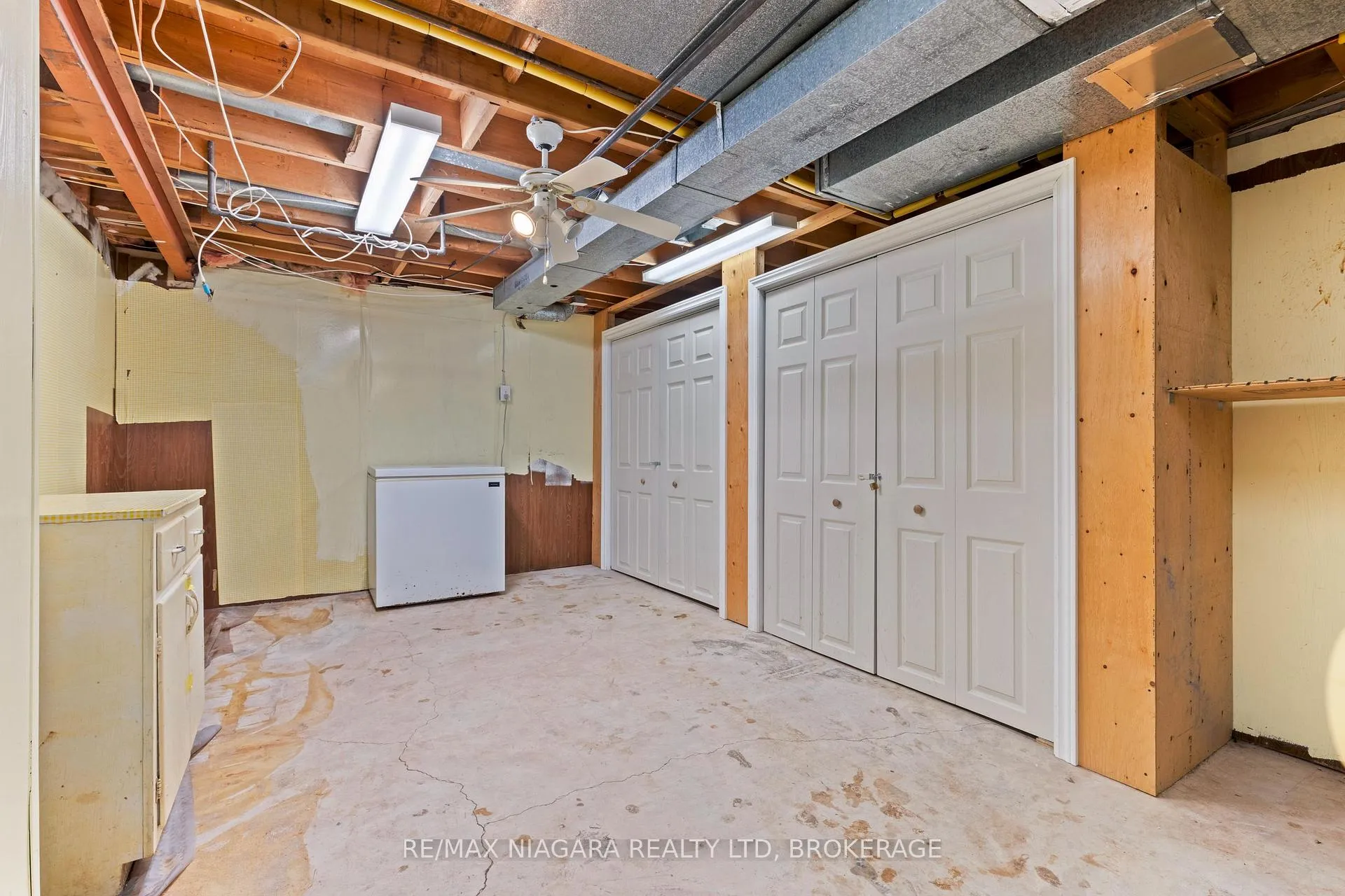 Photo 122 of 28 Runcorn Street, St. Catharines, Port Weller — HOMEH