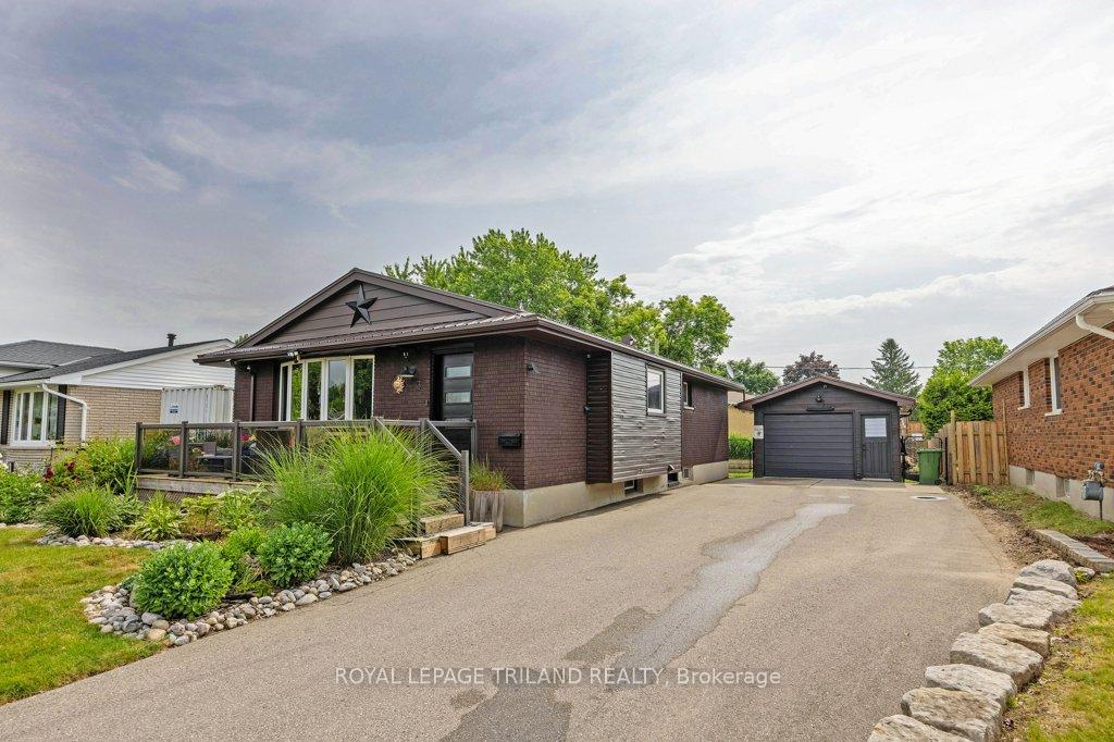 Photo 1 of 3 Aldborough Avenue, St. Thomas — HOMEH