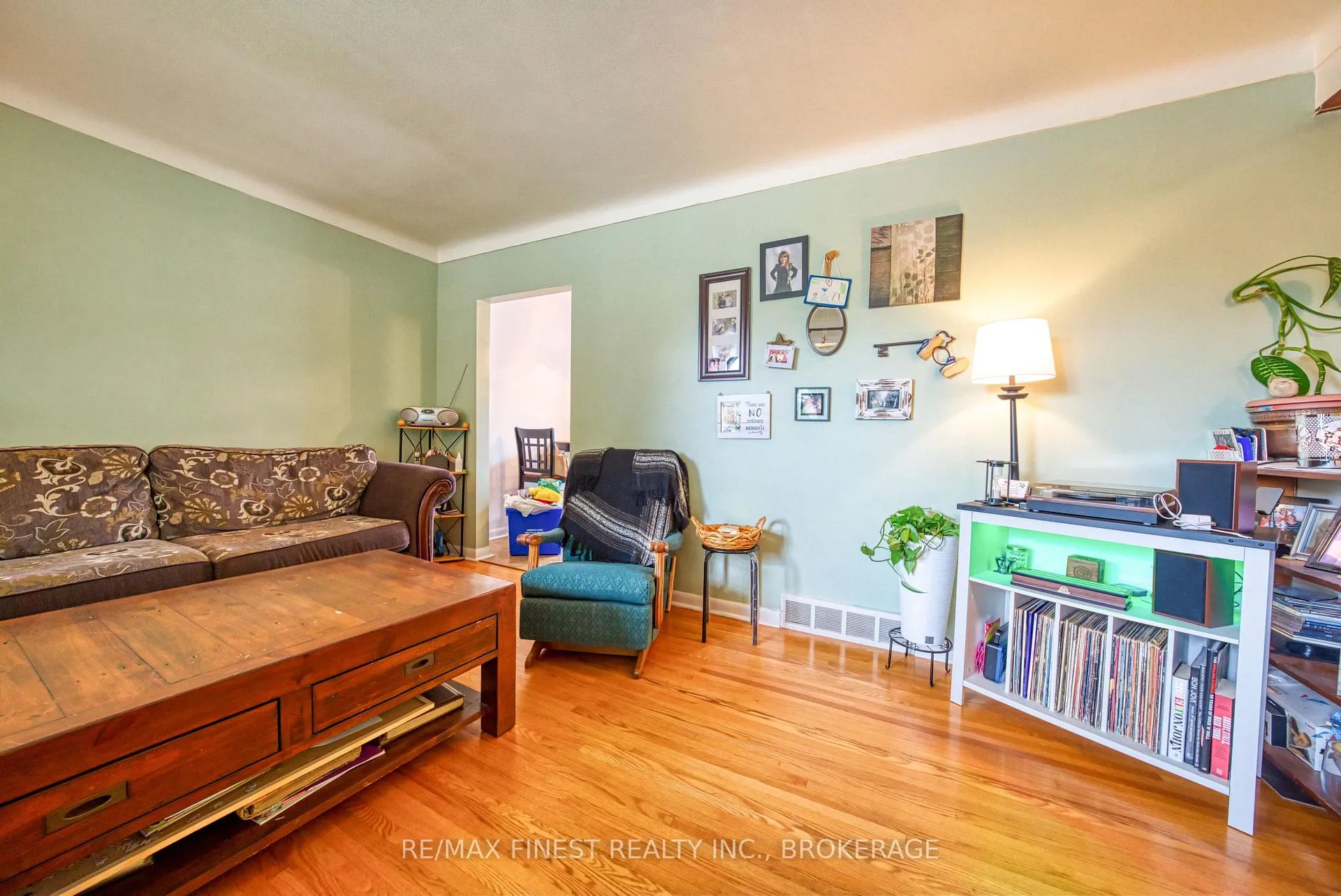 Photo 7 of 107 Casterton Avenue, Kingston, Central City West — HOMEH
