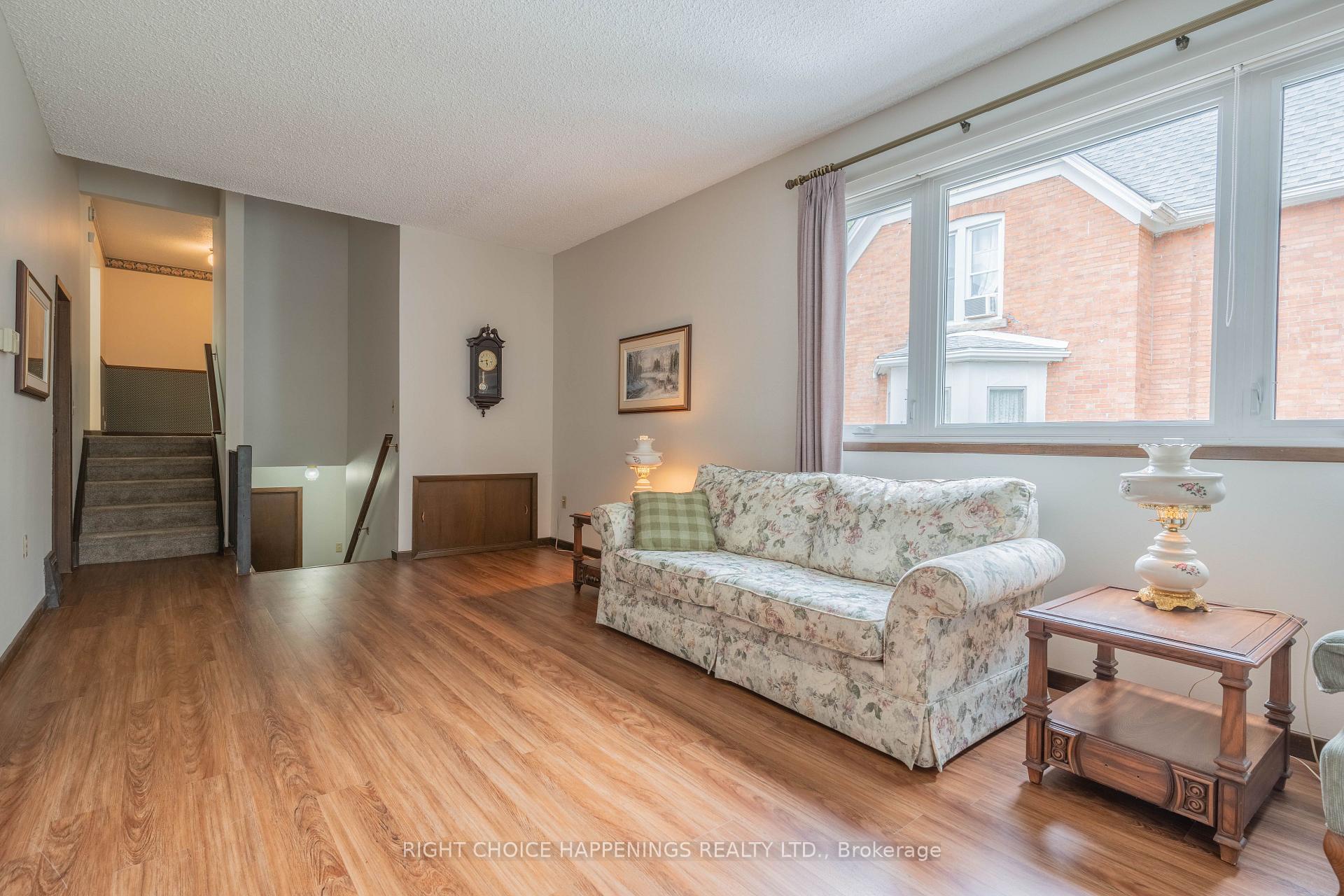 Photo 4 of 104 Albert Street, St. Catharines, Downtown — HOMEH