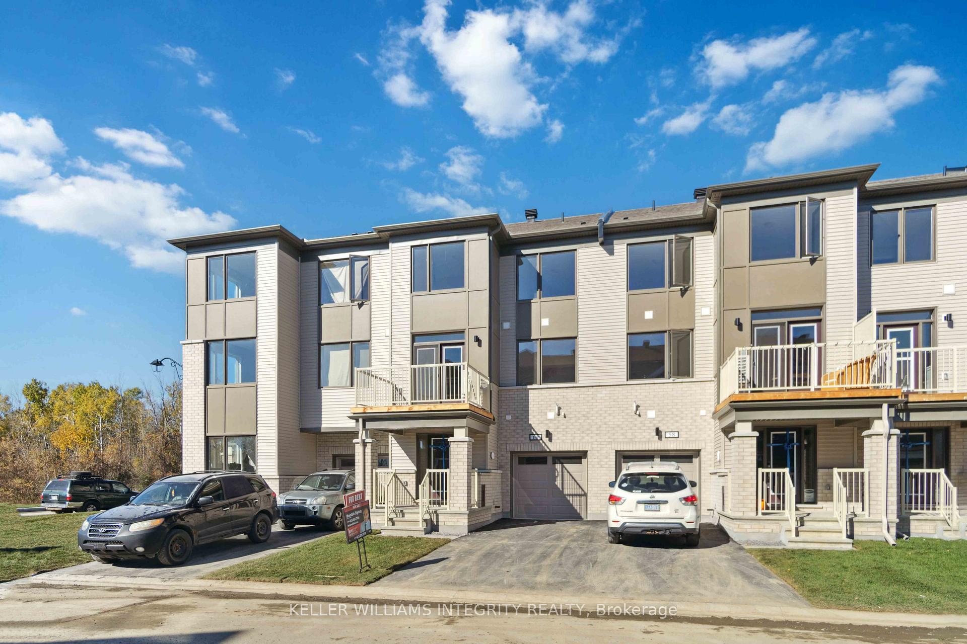 Photo 1 of 60 Stitch Mews, Ottawa, Goulbourn Twp From Franktown Rd/South To Rideau — HOMEH