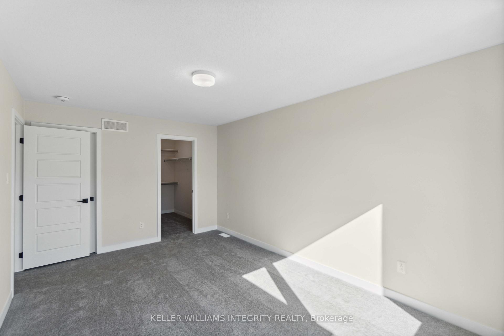 Photo 20 of 60 Stitch Mews, Ottawa, Goulbourn Twp From Franktown Rd/South To Rideau — HOMEH
