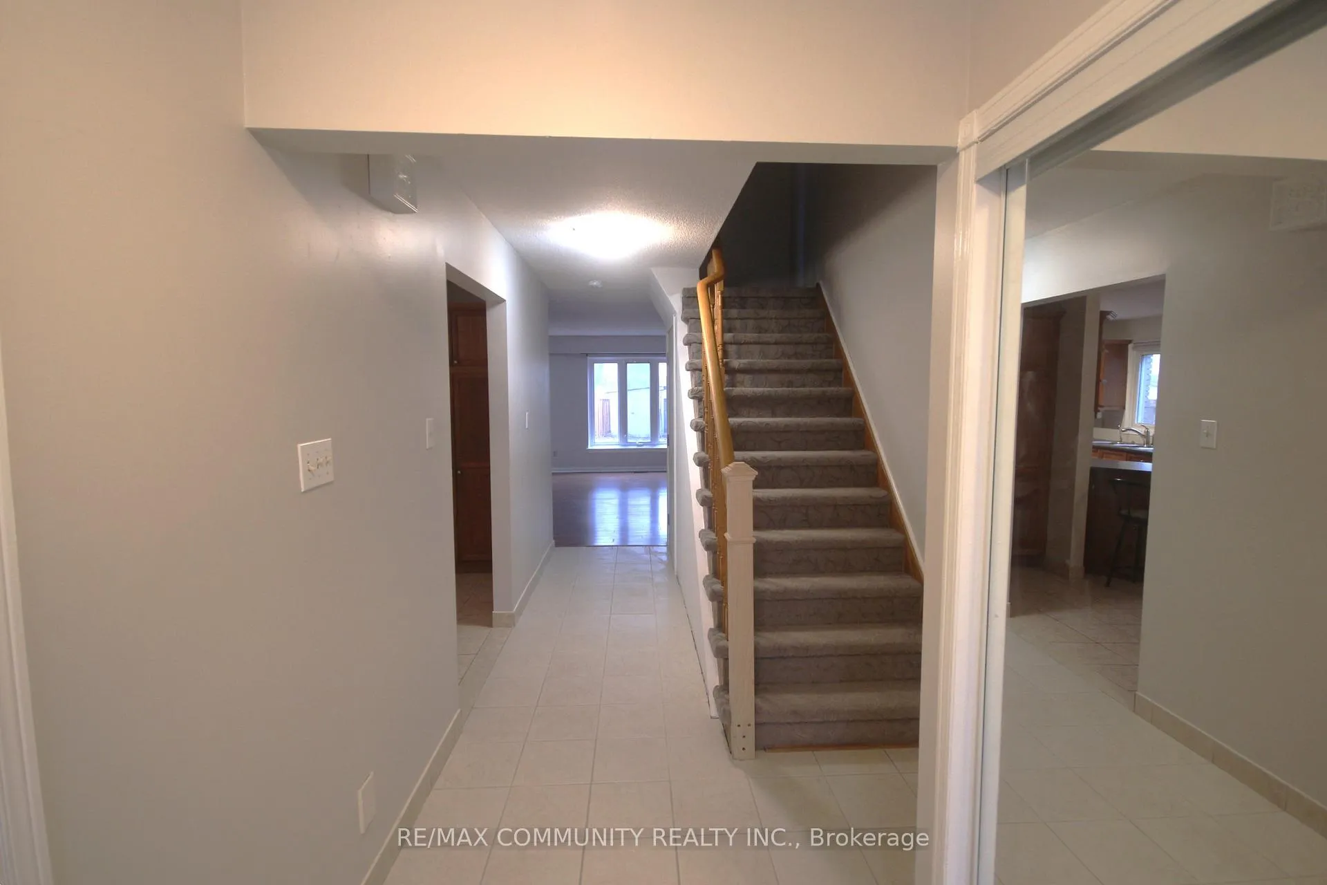 Photo 2 of 172 Bellamy Road, Scarborough, Eglinton East — HOMEH