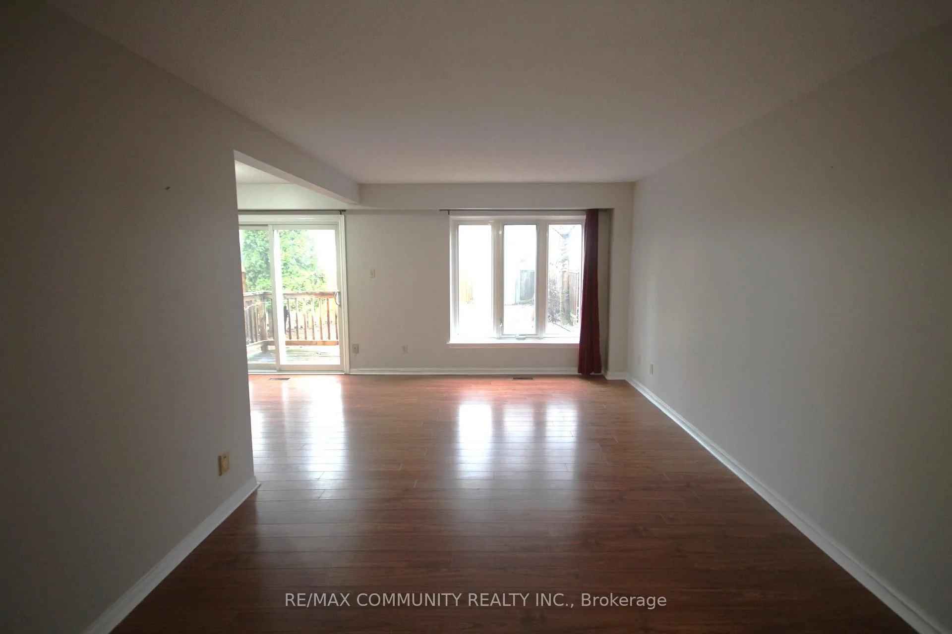 Photo 12 of 172 Bellamy Road, Scarborough, Eglinton East — HOMEH