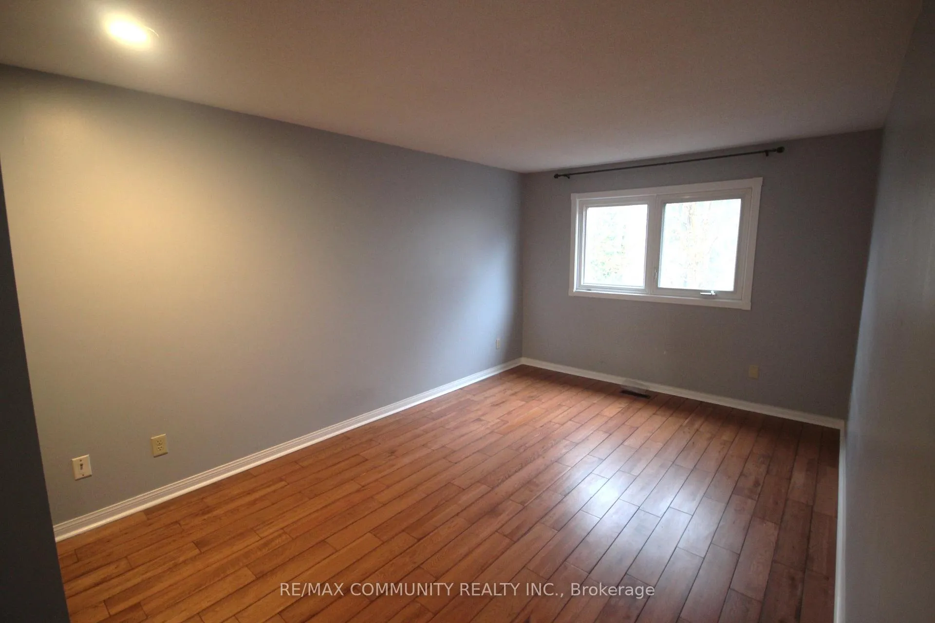Photo 18 of 172 Bellamy Road, Scarborough, Eglinton East — HOMEH