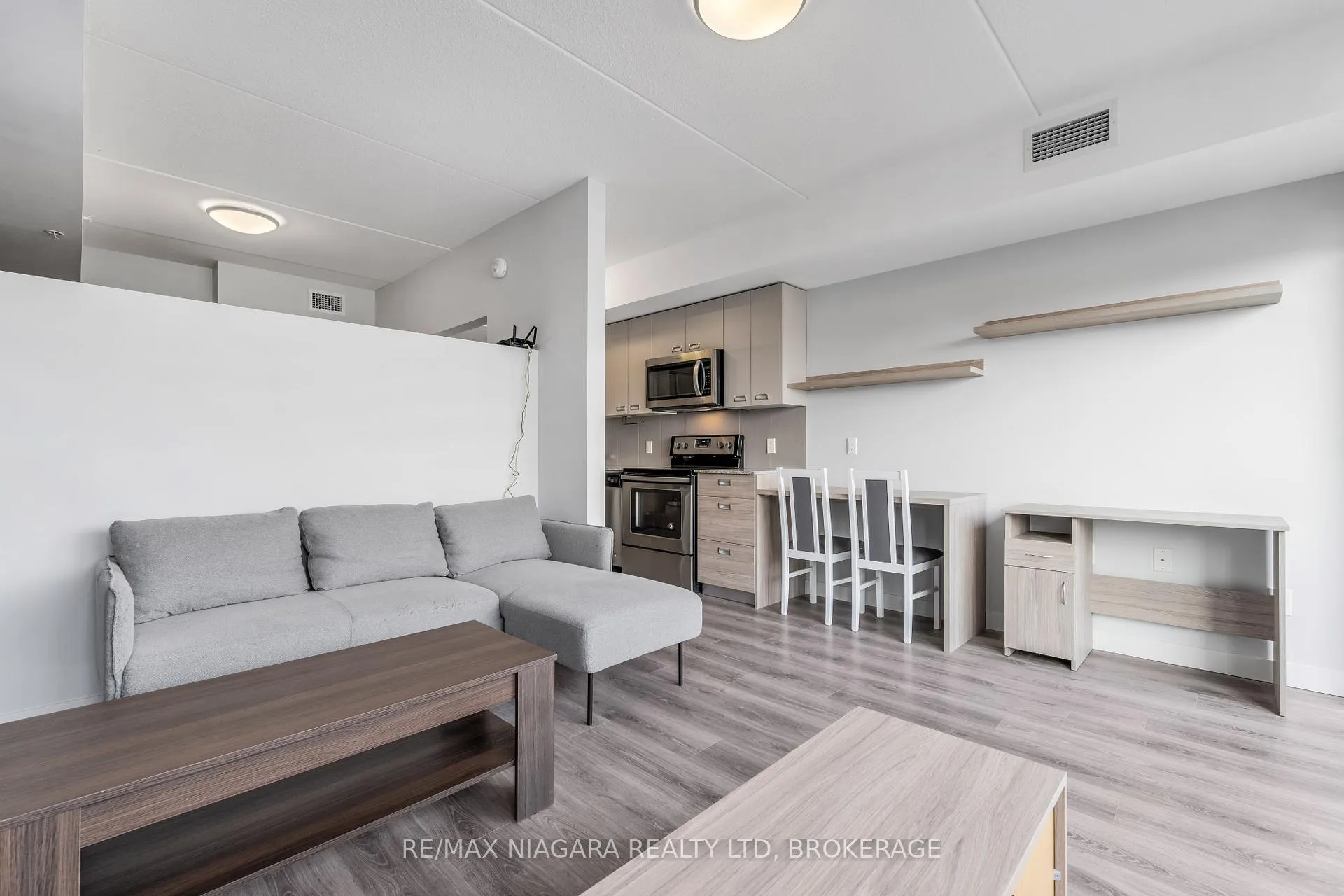 Photo 8 of Unit 504, 308 Lester Street, Waterloo — HOMEH