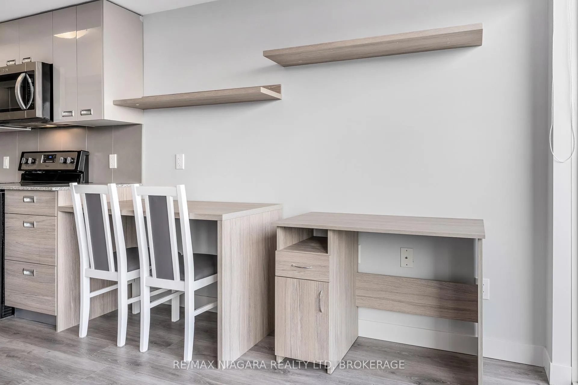 Photo 10 of Unit 504, 308 Lester Street, Waterloo — HOMEH