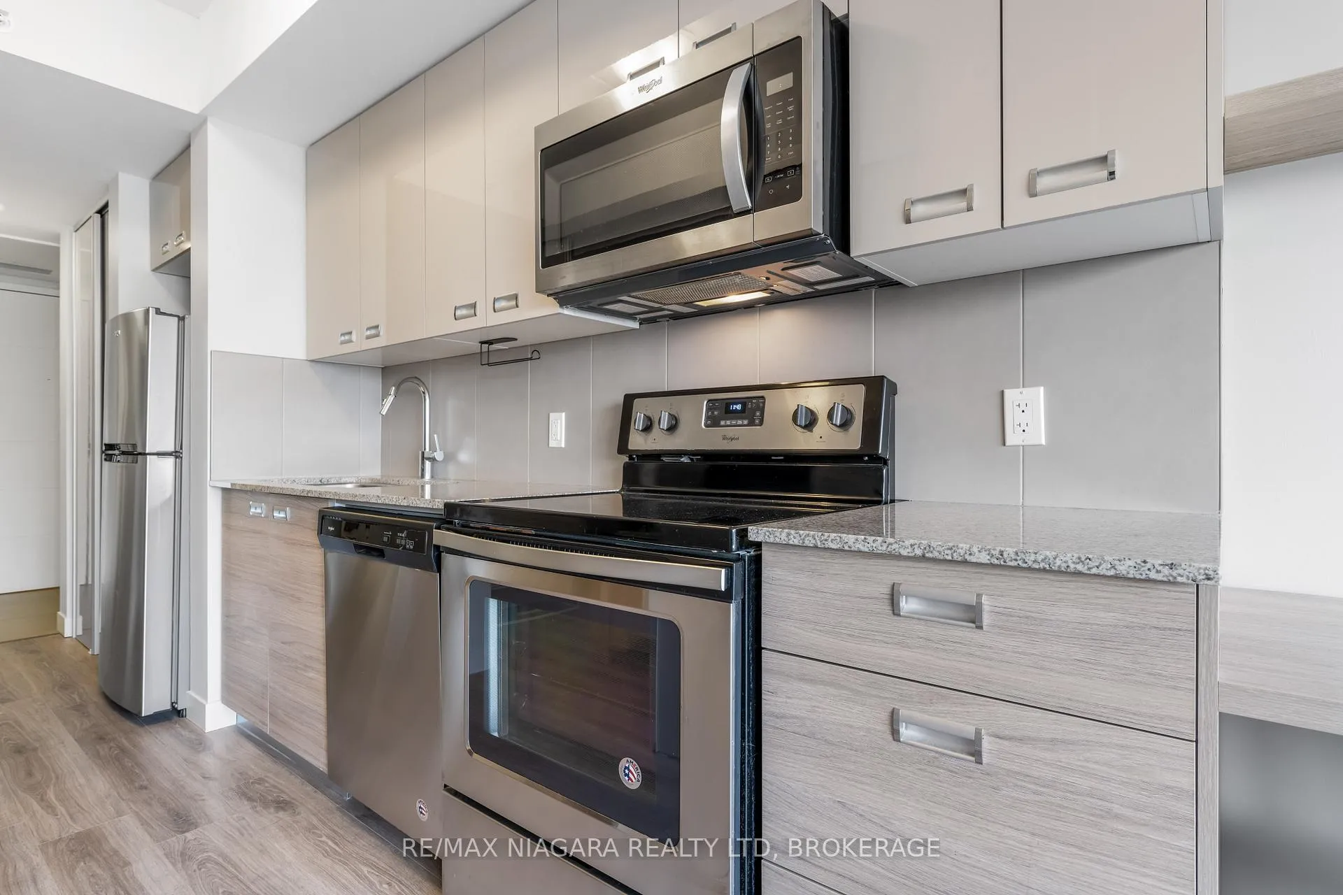 Photo 12 of Unit 504, 308 Lester Street, Waterloo — HOMEH