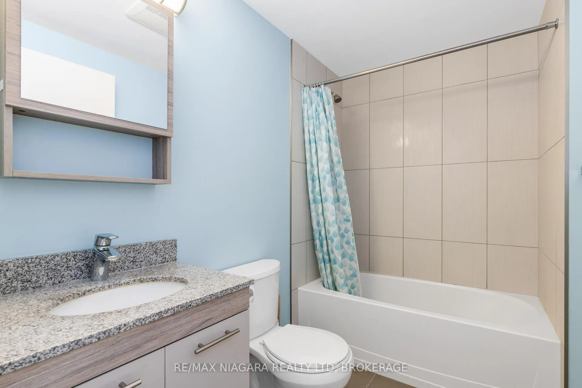 Photo 18 of Unit 504, 308 Lester Street, Waterloo — HOMEH