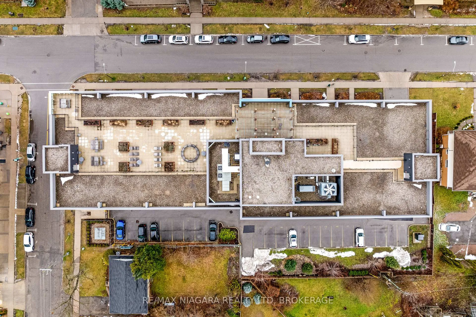 Photo 25 of Unit 504, 308 Lester Street, Waterloo — HOMEH