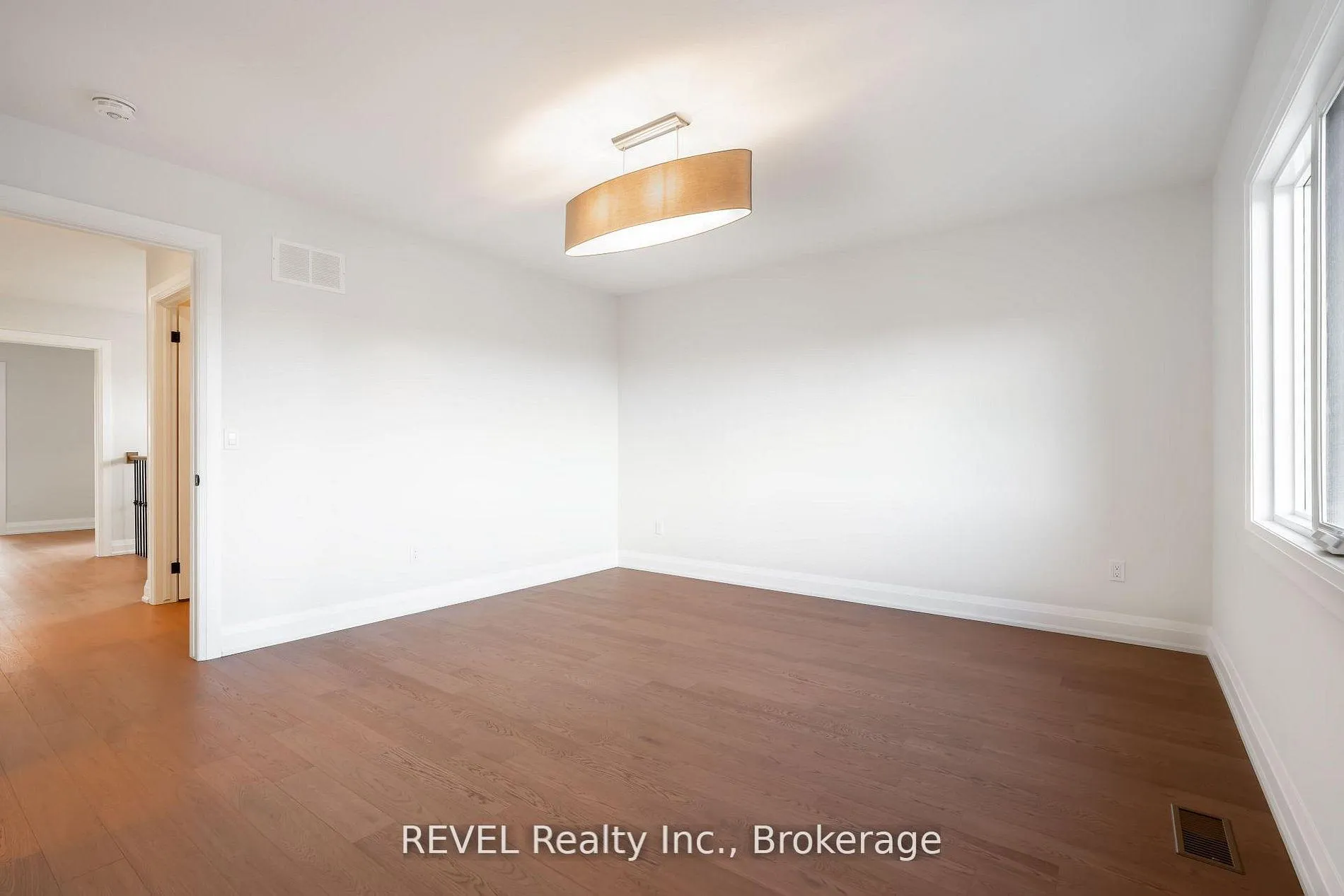 Photo 13 of 1190 Uppers Lane, Thorold, Rolling Meadows — HOMEH