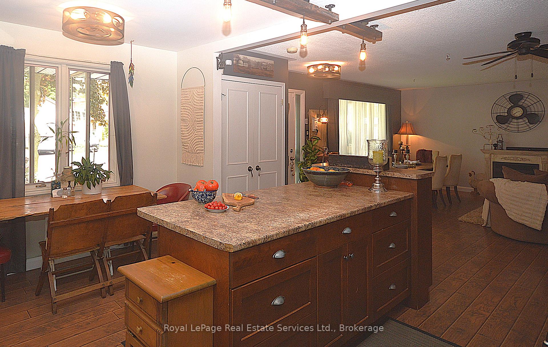 Photo 12 of 29 Mclarty Drive, St. Thomas — HOMEH