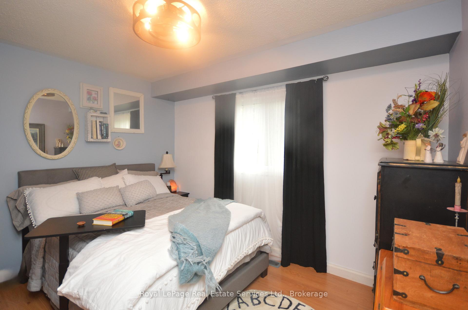 Photo 17 of 29 Mclarty Drive, St. Thomas — HOMEH