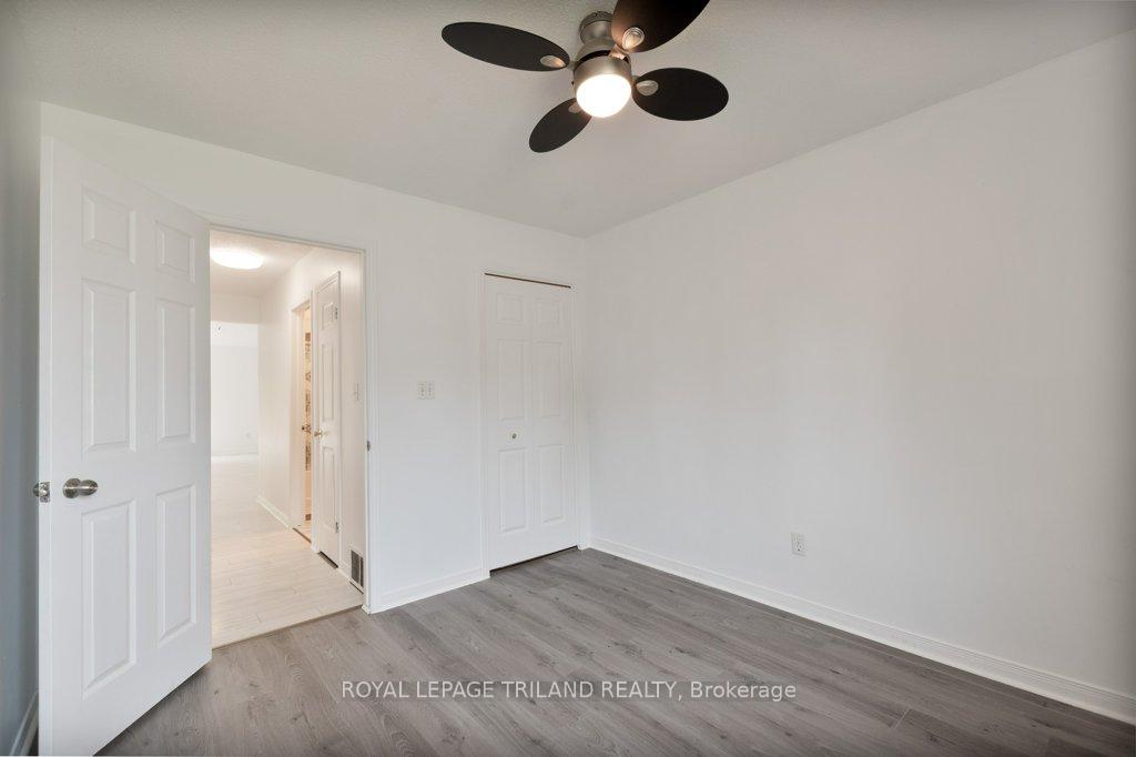 Photo 15 of 23 Steele Street, St. Thomas — HOMEH
