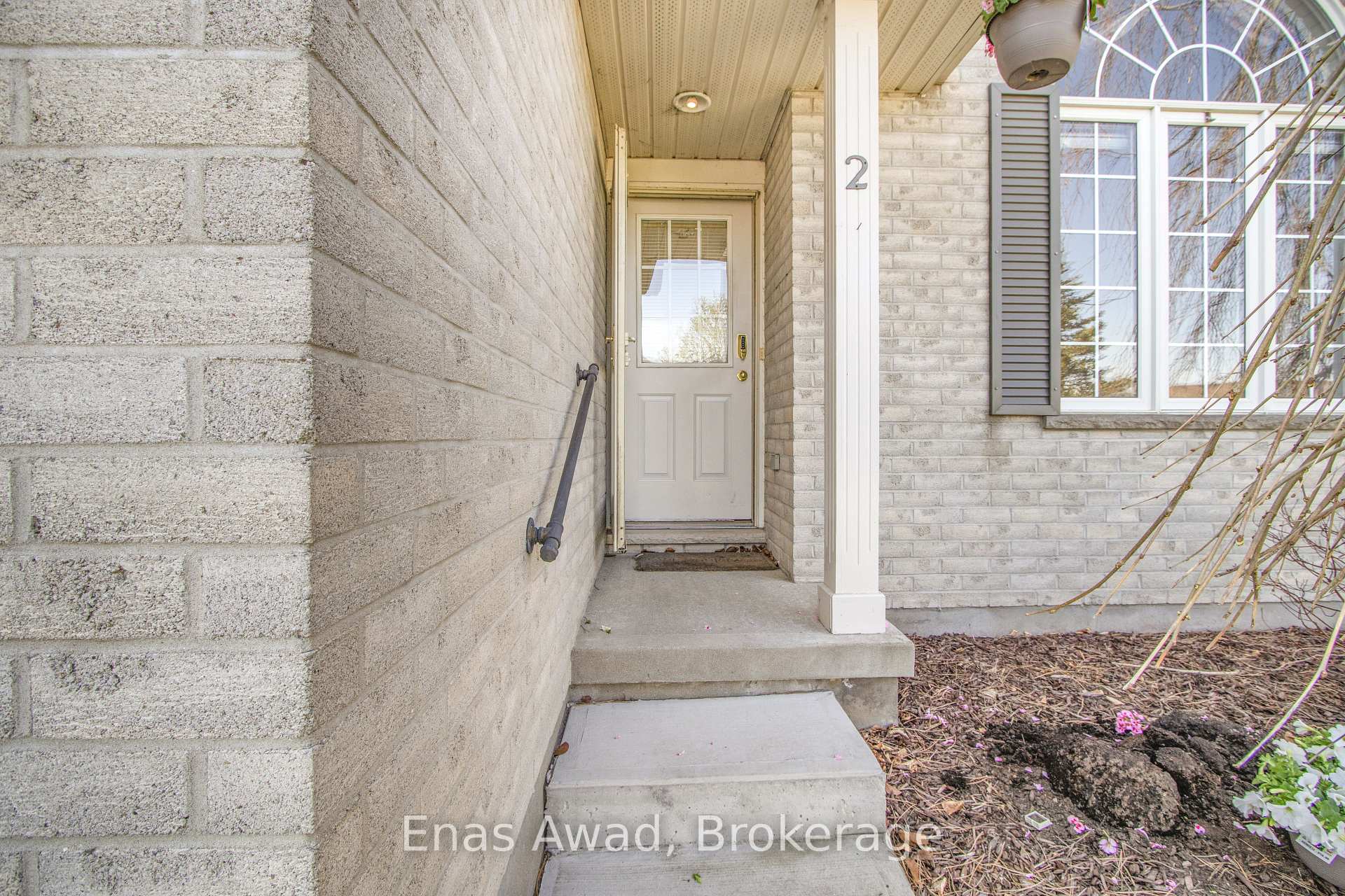 Photo 12 of 2 Windemere Place, St. Thomas — HOMEH