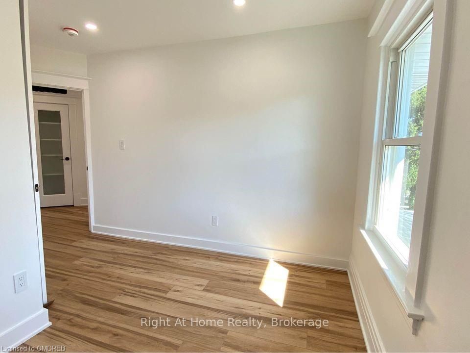 Photo 16 of 159 Geneva Street, St. Catharines, Downtown — HOMEH