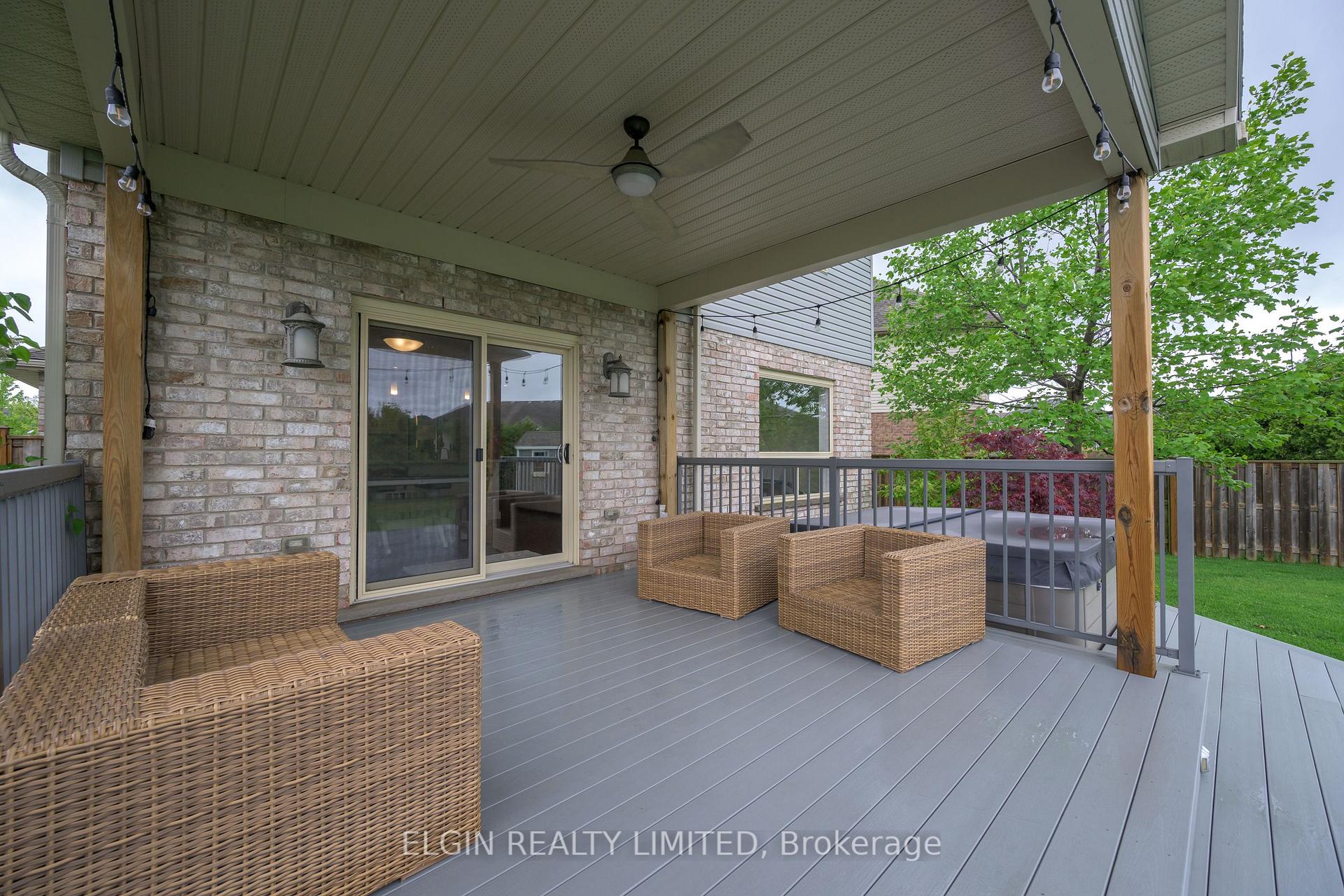 Photo 13 of 29 Bridle Path Street, St. Thomas — HOMEH