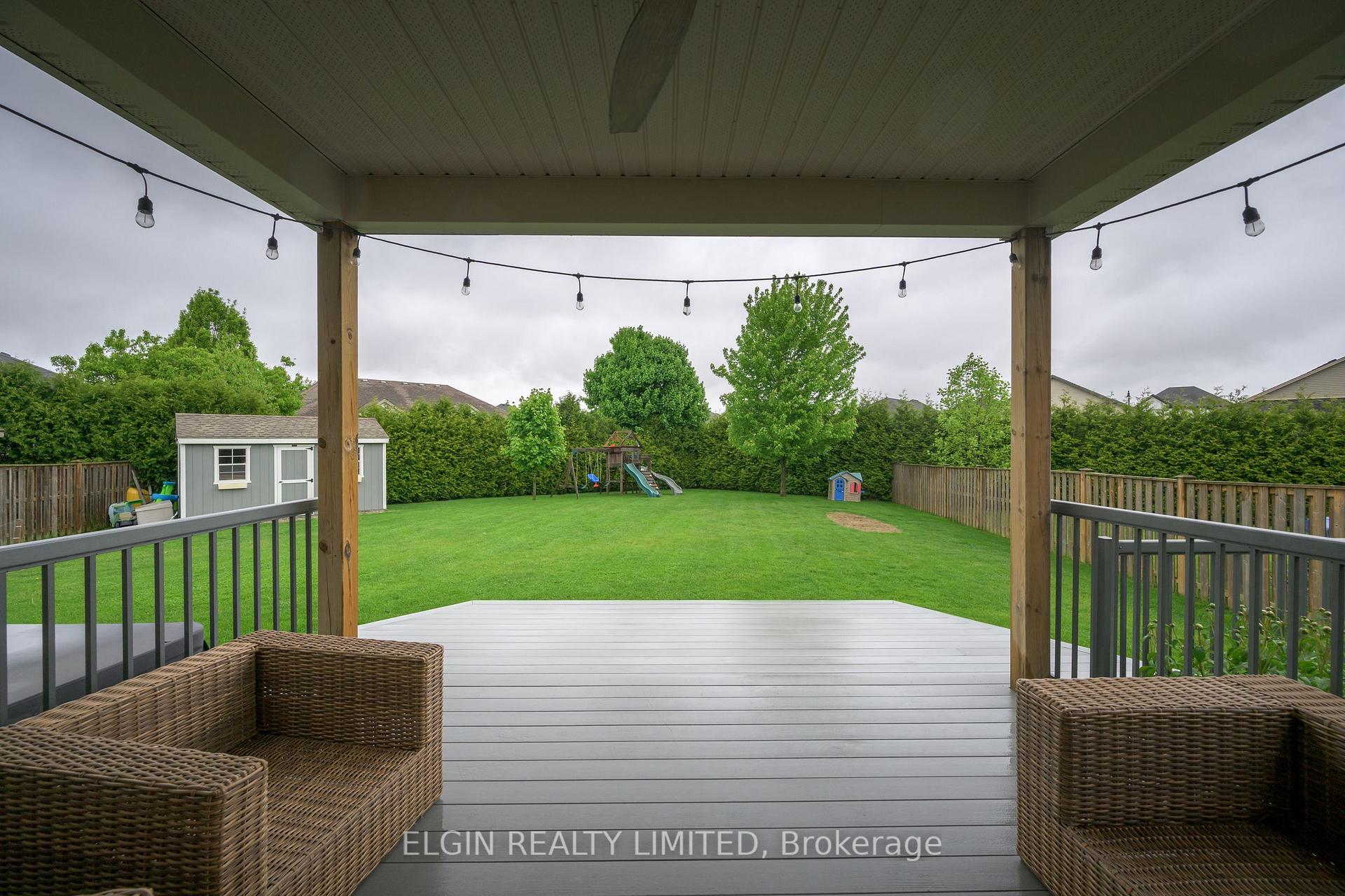 Photo 14 of 29 Bridle Path Street, St. Thomas — HOMEH