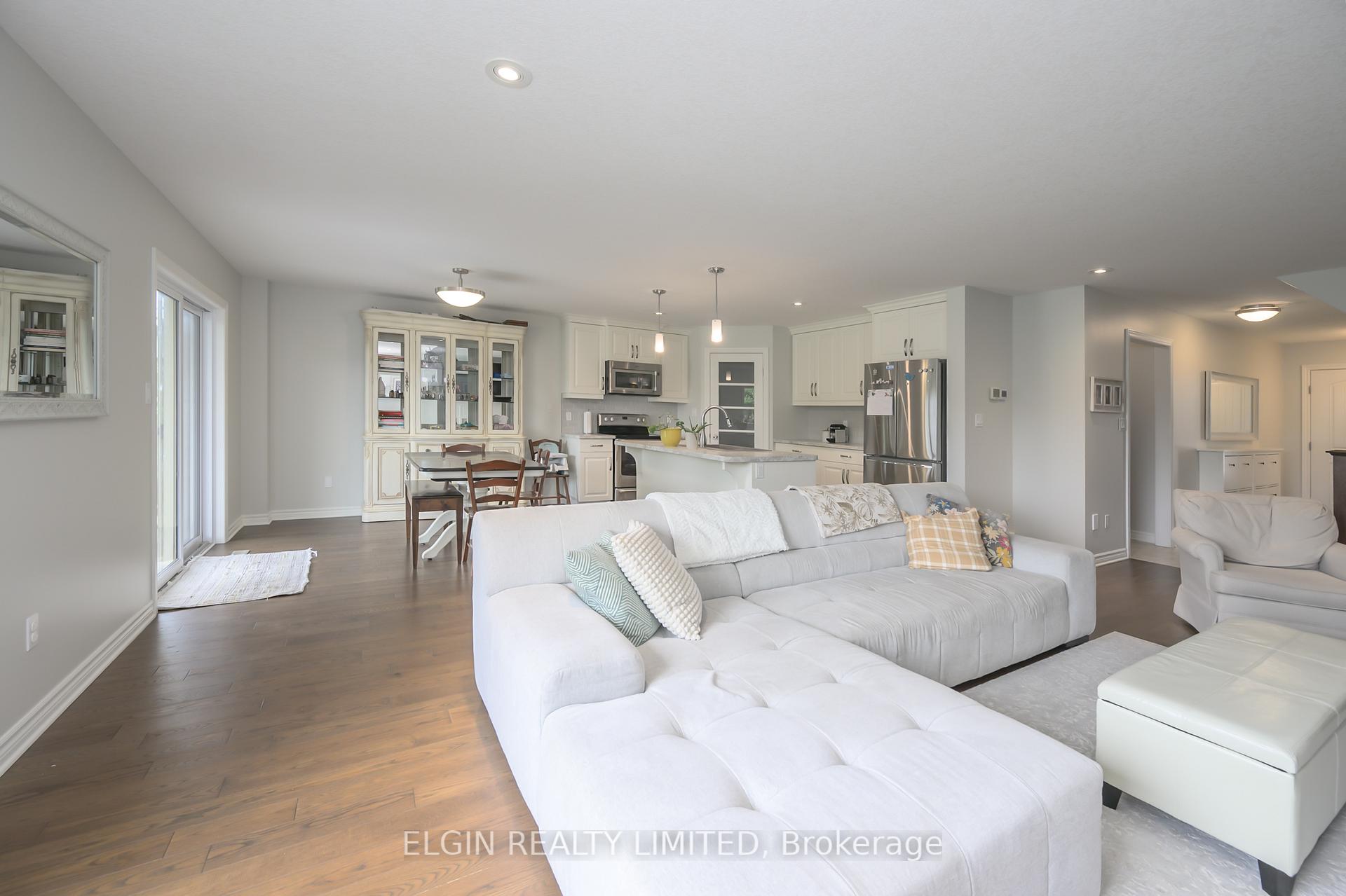 Photo 17 of 29 Bridle Path Street, St. Thomas — HOMEH