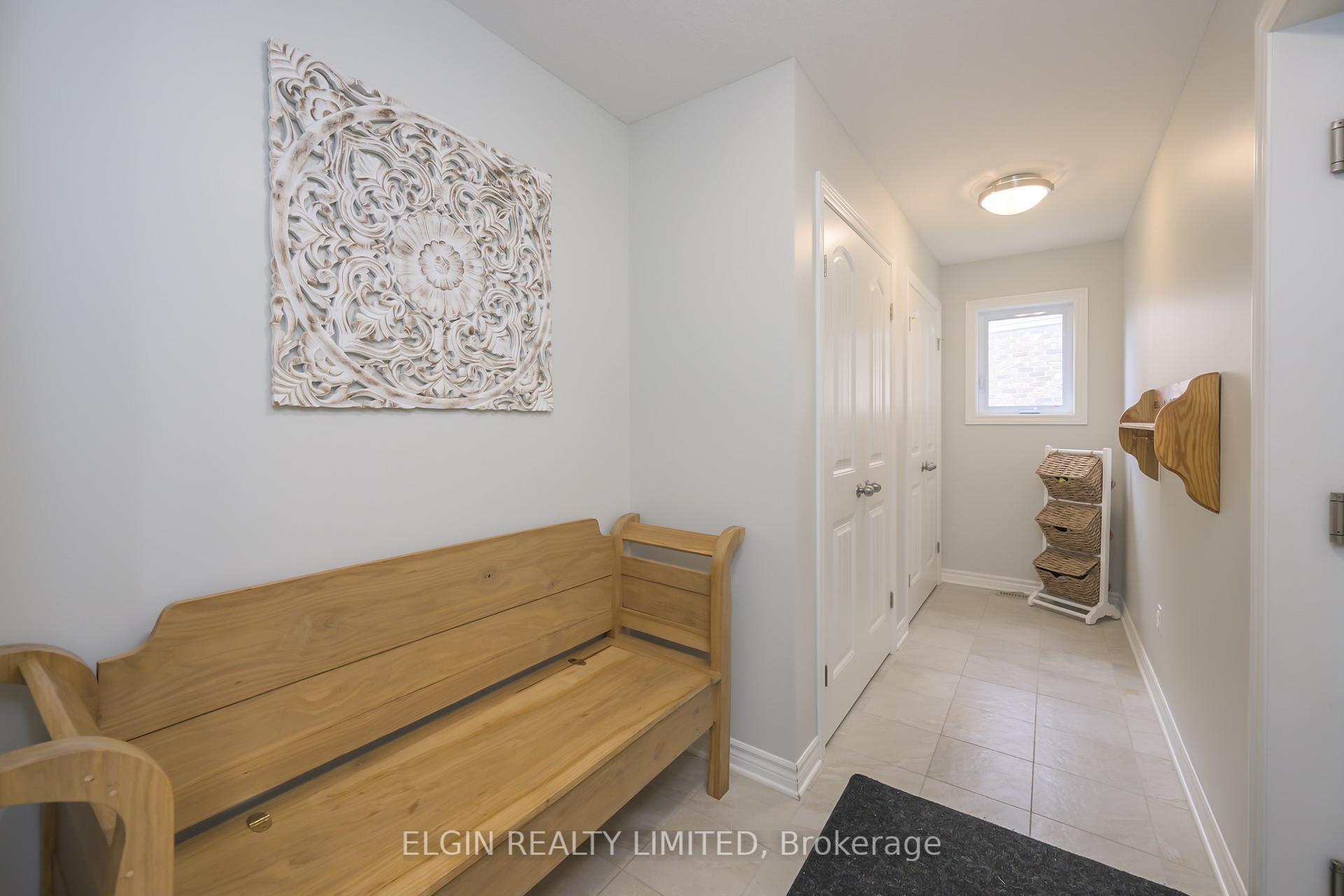 Photo 25 of 29 Bridle Path Street, St. Thomas — HOMEH