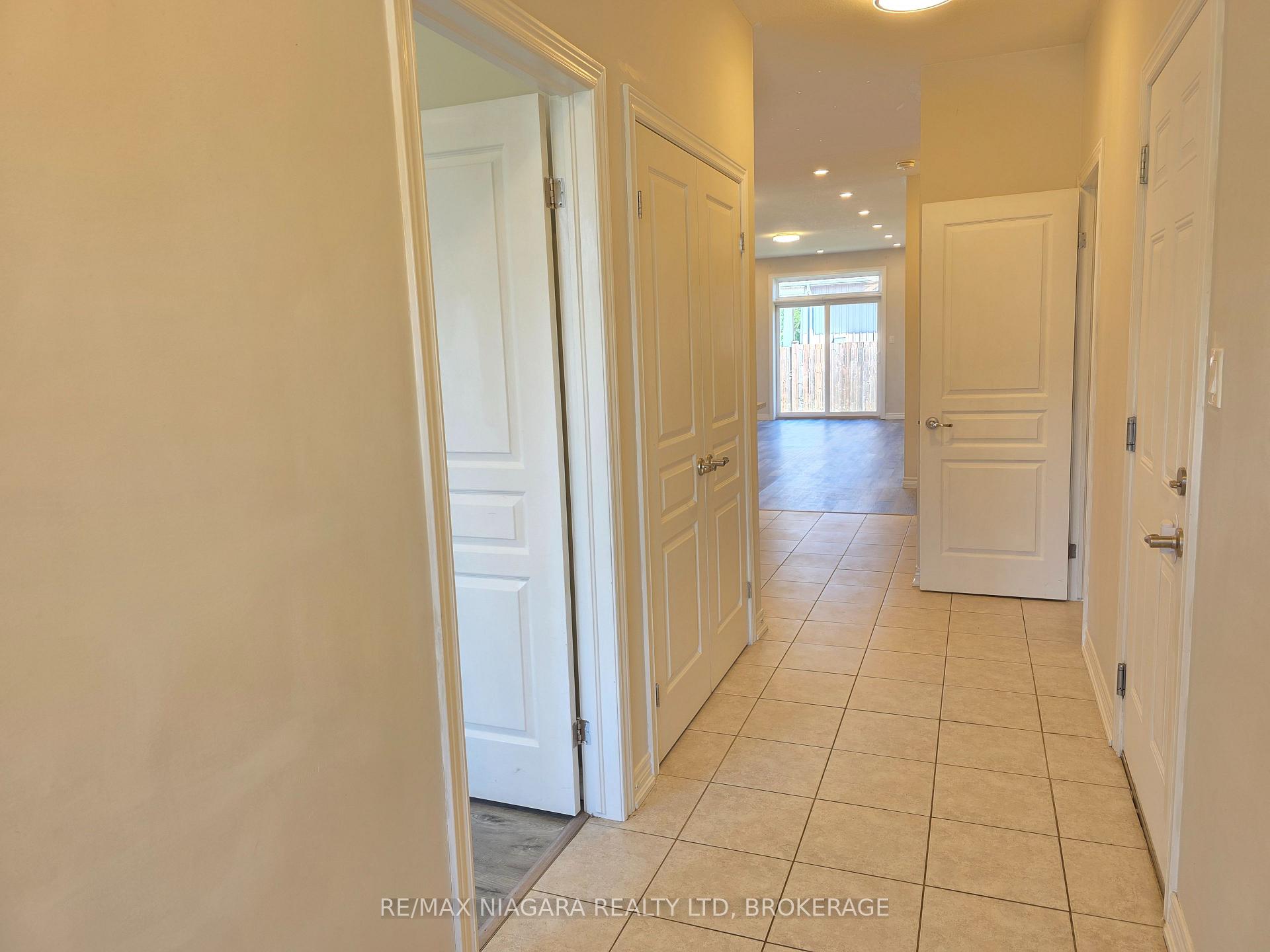 Photo 2 of 24 Ellis Avenue, St. Catharines, Oakdale — HOMEH