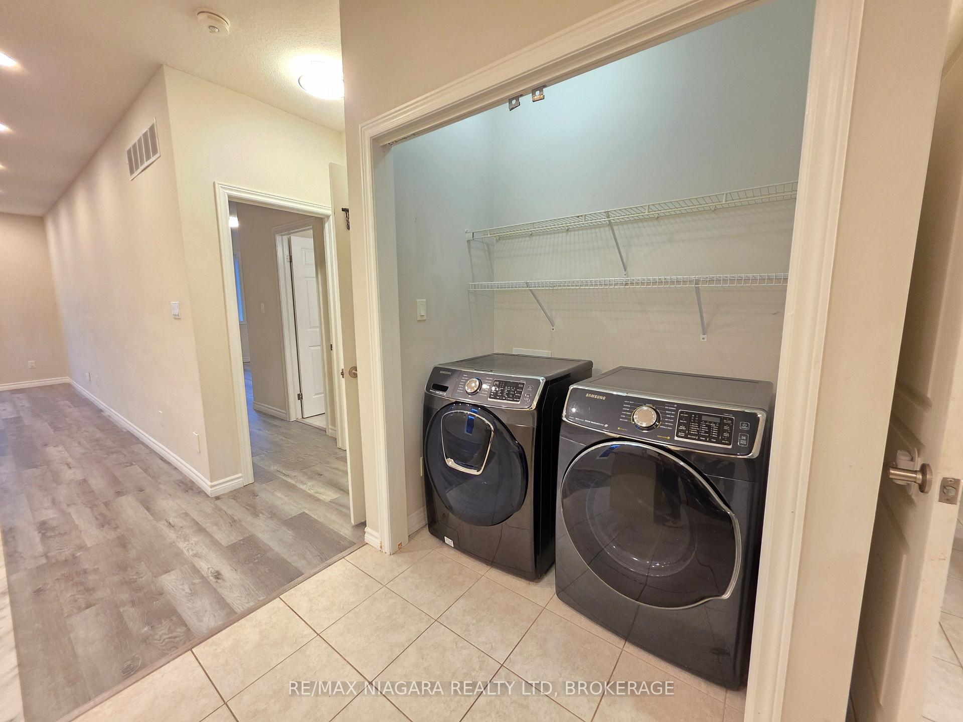 Photo 12 of 24 Ellis Avenue, St. Catharines, Oakdale — HOMEH