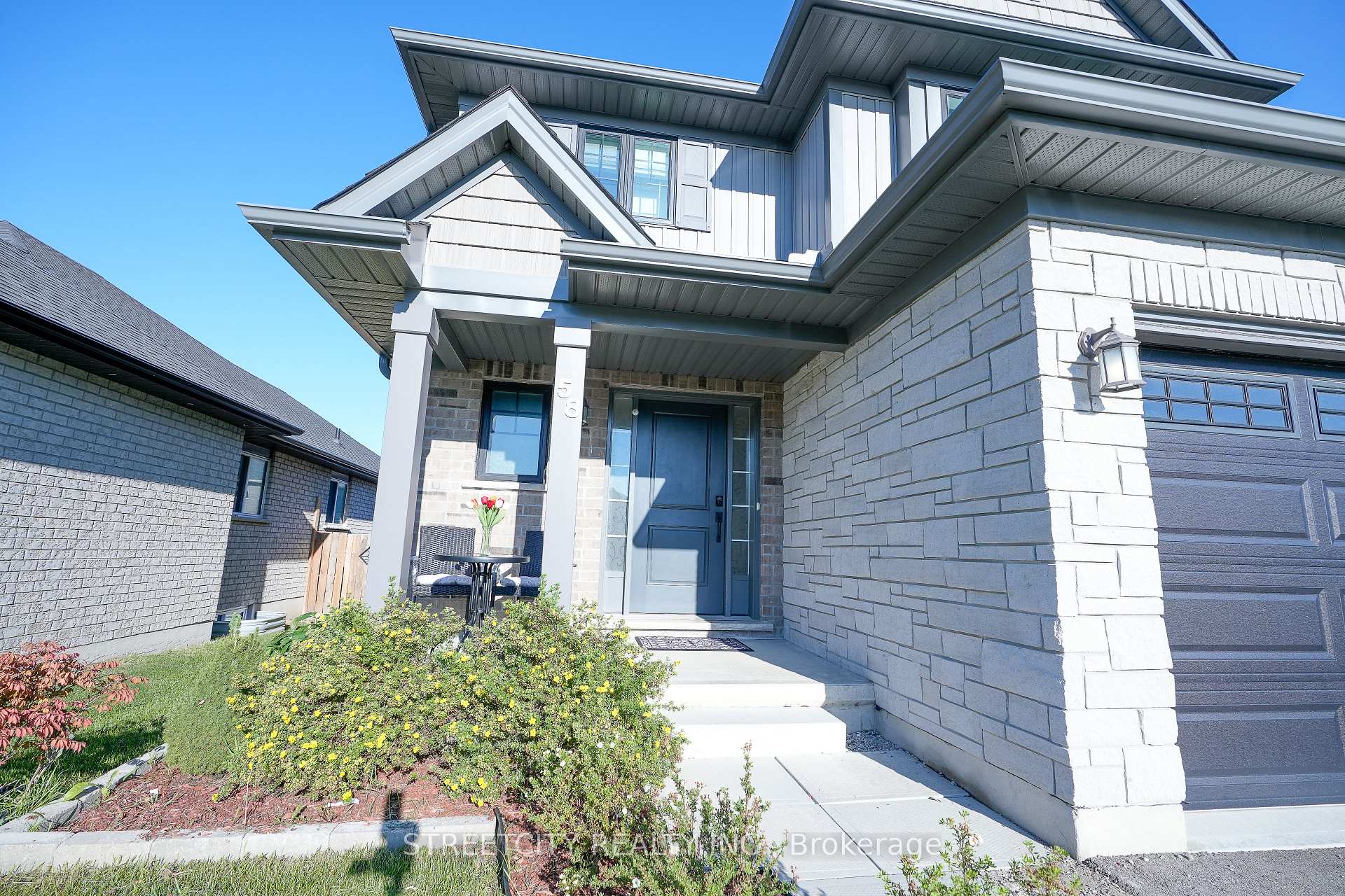 Photo 4 of 58 Honey Bend Street E, St. Thomas — HOMEH
