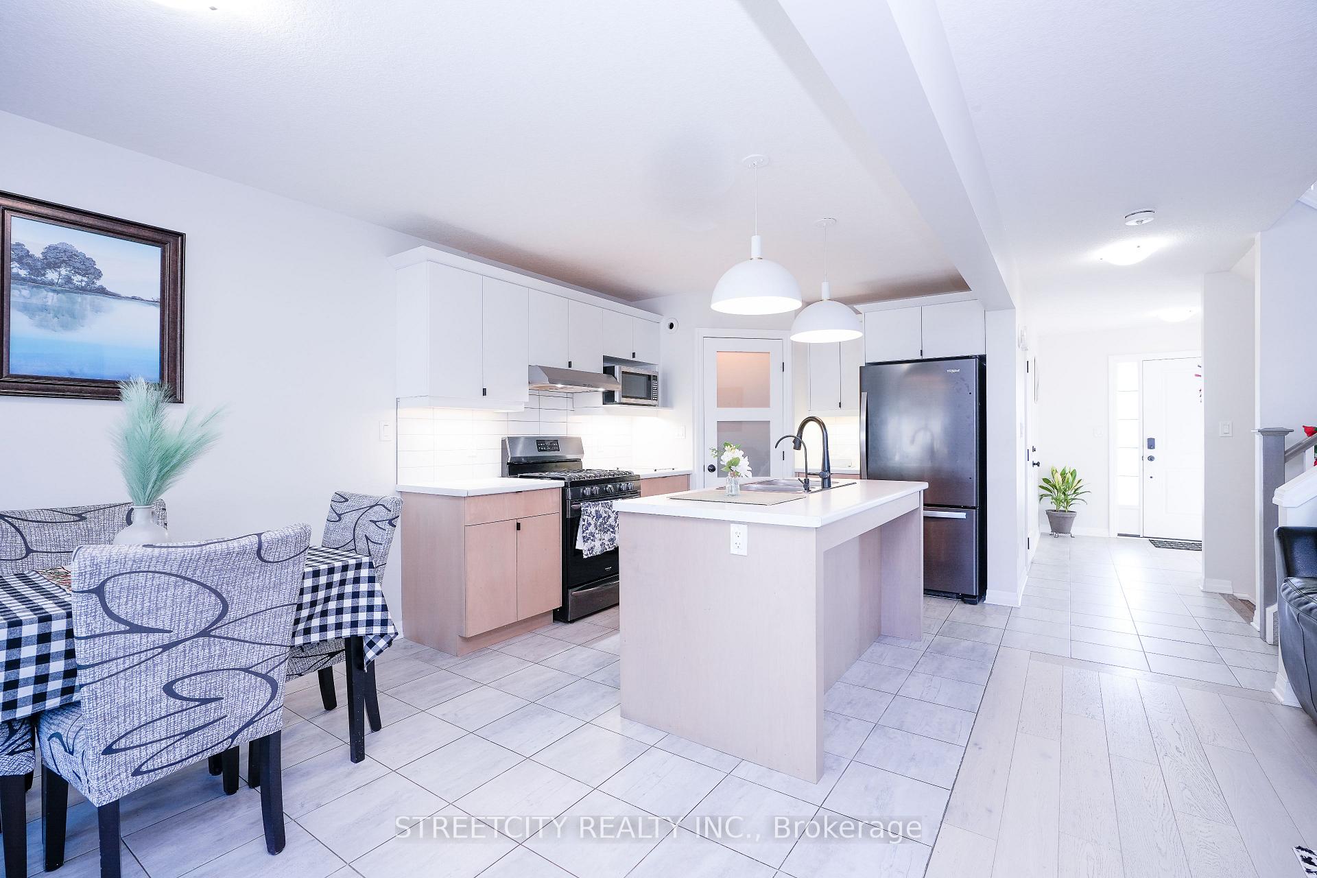 Photo 7 of 58 Honey Bend Street E, St. Thomas — HOMEH