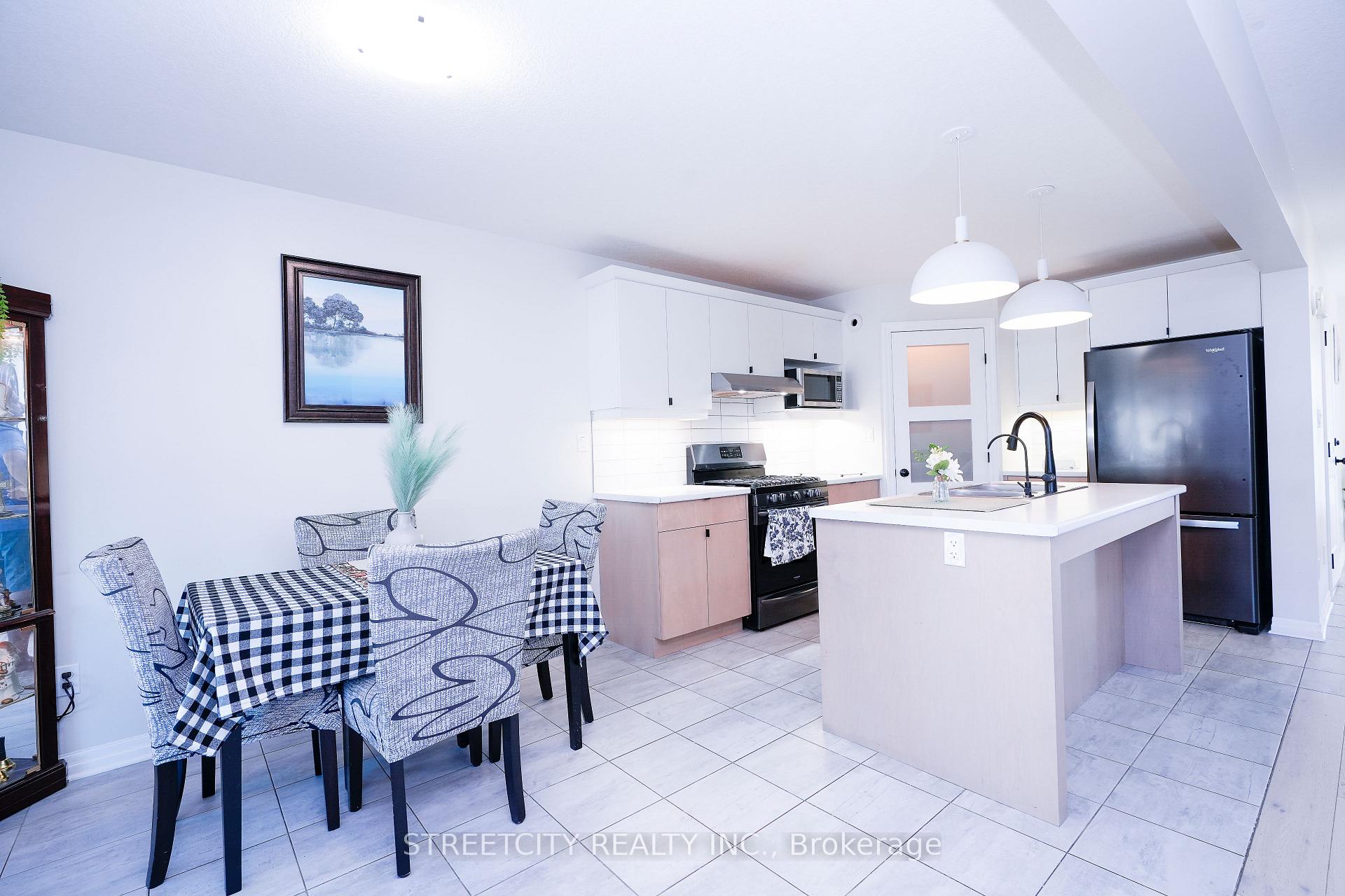 Photo 8 of 58 Honey Bend Street E, St. Thomas — HOMEH