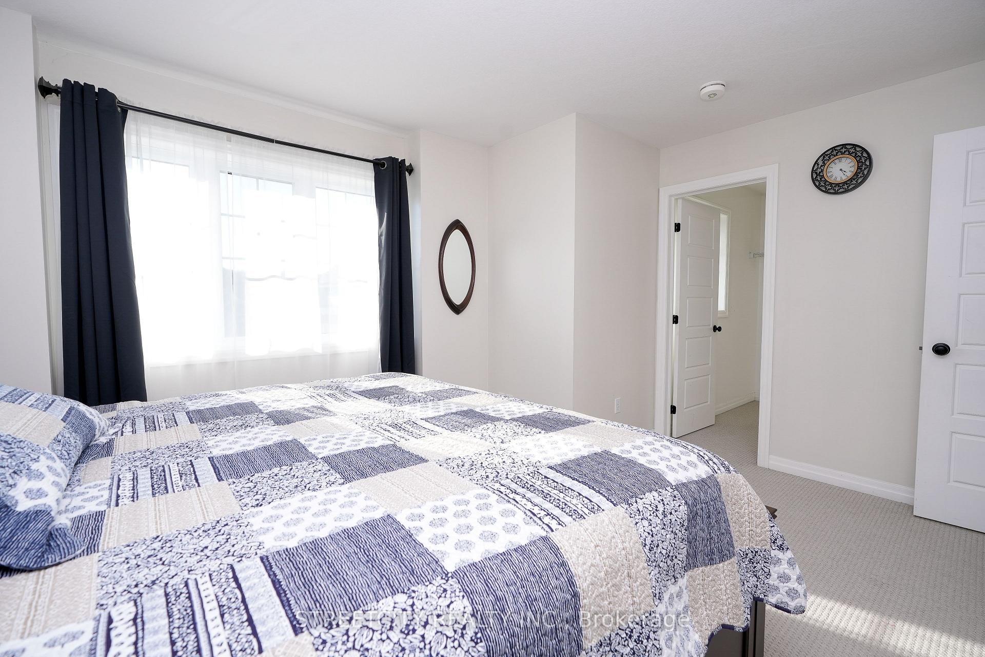 Photo 15 of 58 Honey Bend Street E, St. Thomas — HOMEH