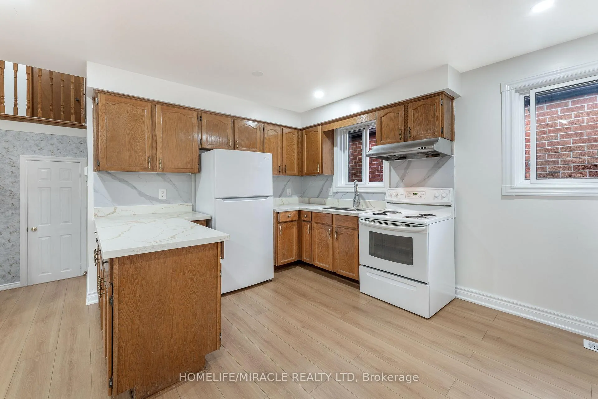 Photo 9 of 4 Greendowns Drive, Scarborough, Scarborough Village — HOMEH