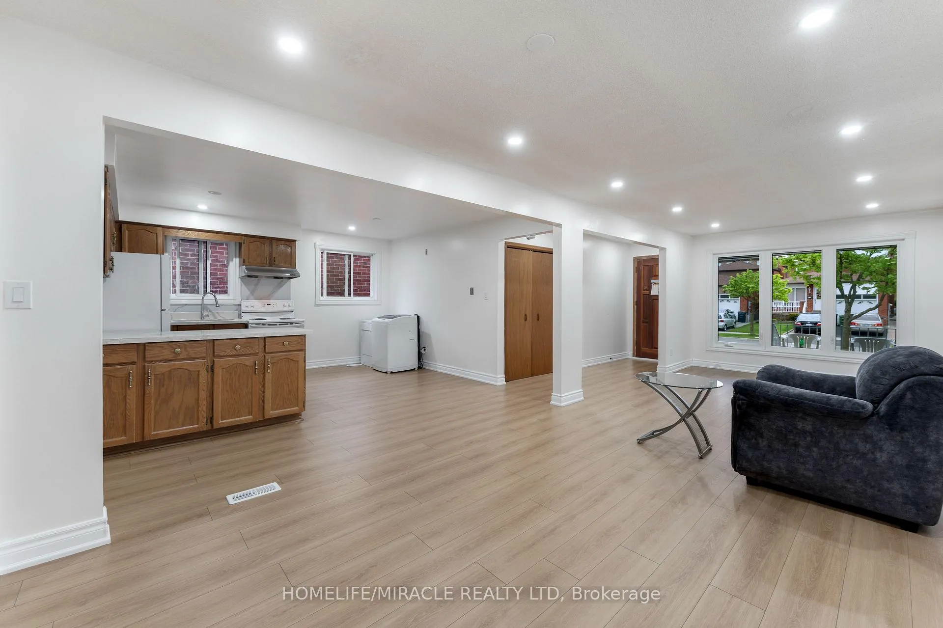 Photo 10 of 4 Greendowns Drive, Scarborough, Scarborough Village — HOMEH