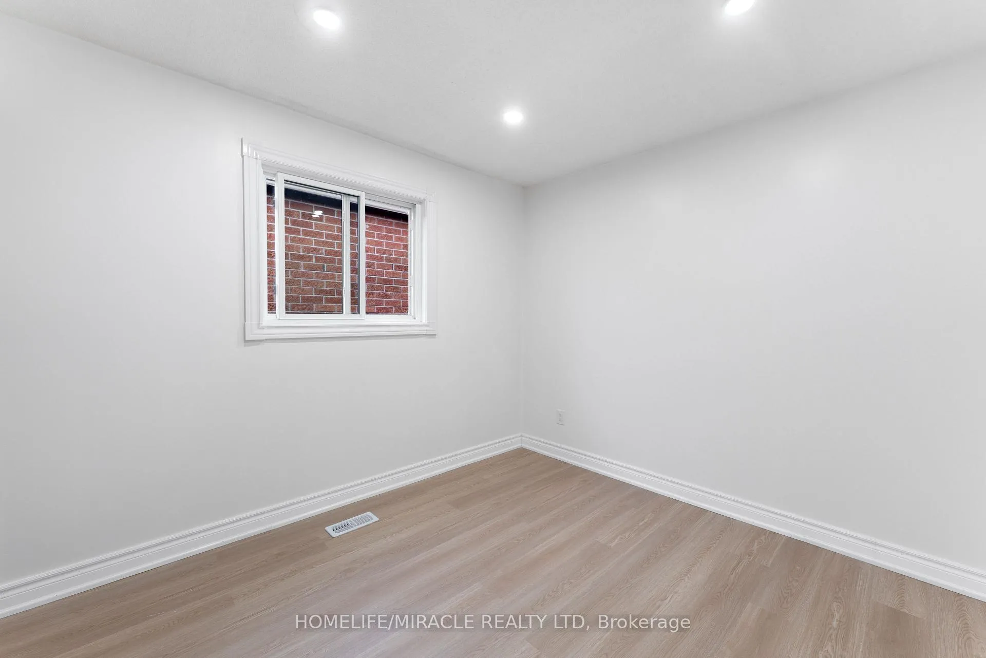 Photo 24 of 4 Greendowns Drive, Scarborough, Scarborough Village — HOMEH