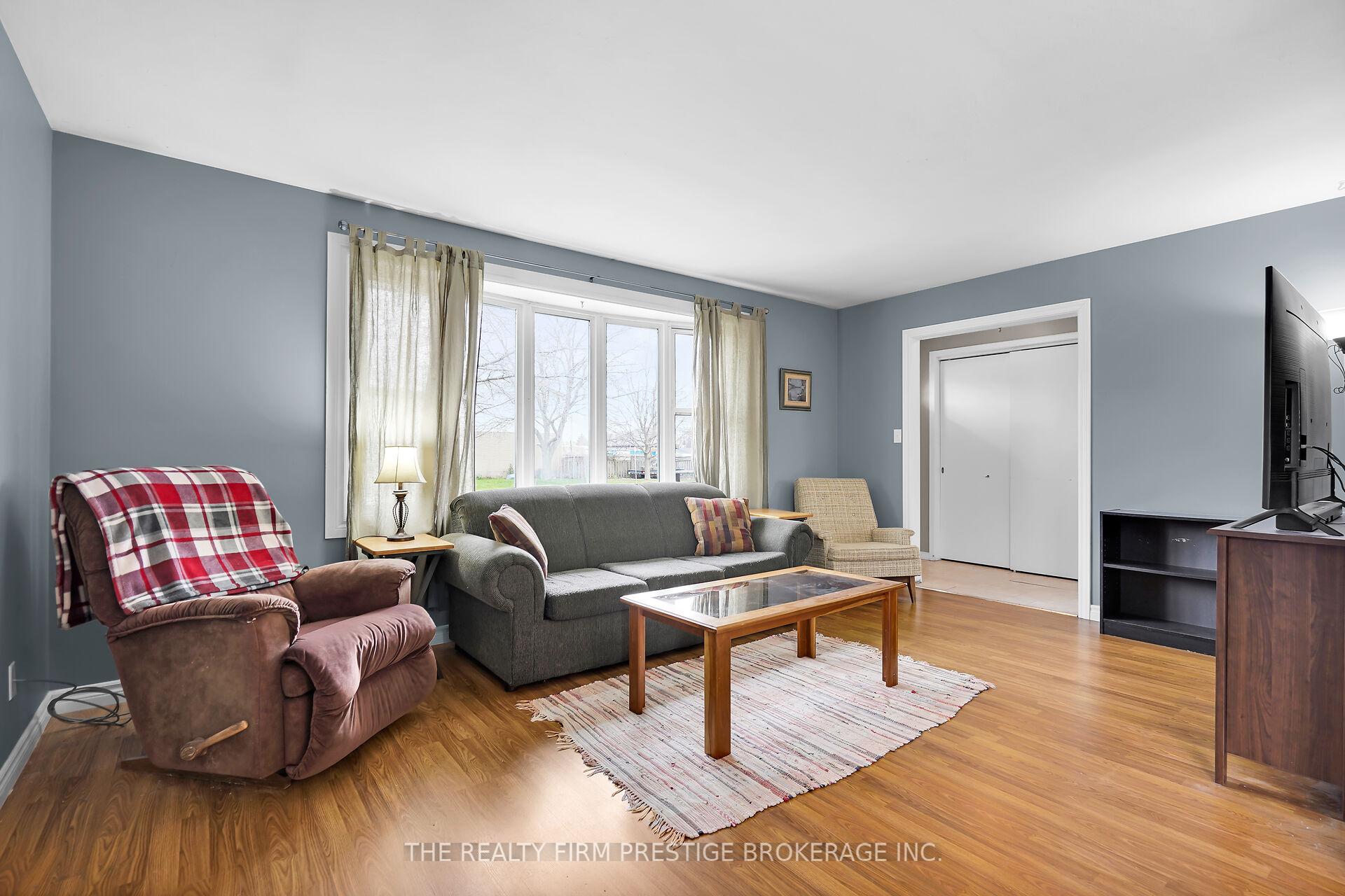 Photo 7 of 213 Highview Drive, St. Thomas — HOMEH