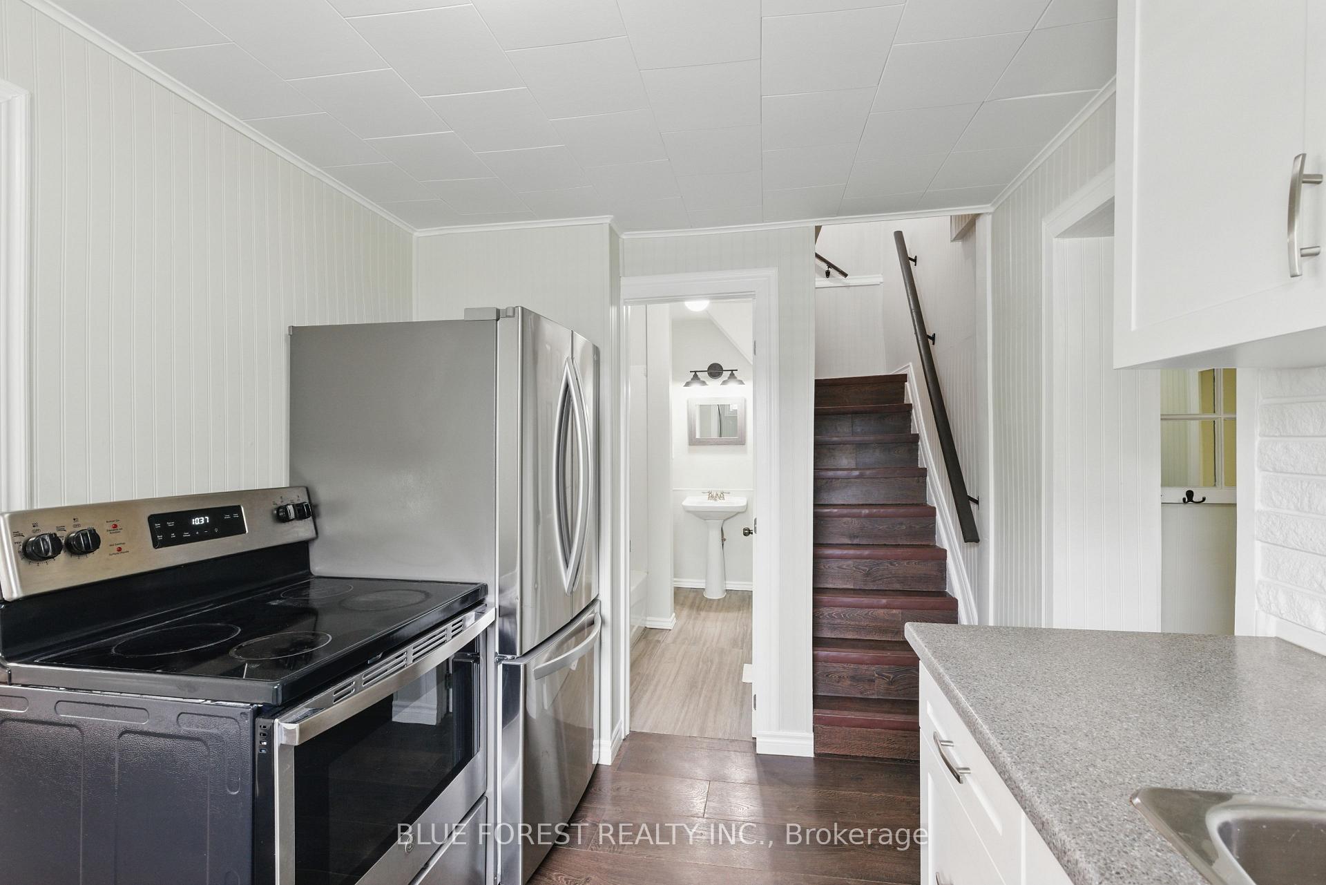 Photo 8 of 17 Arthur Avenue, St. Thomas — HOMEH