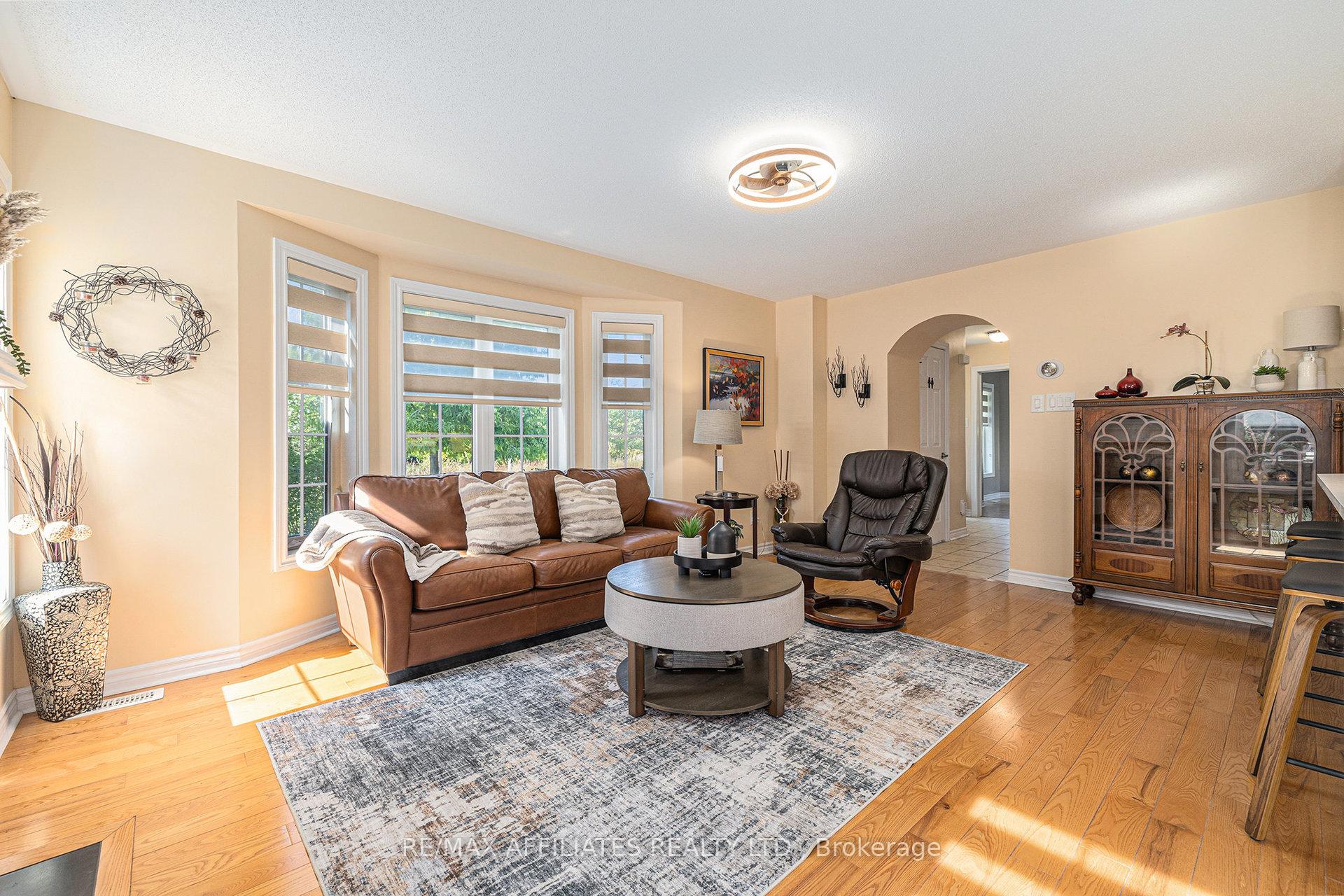 Photo 8 of 224 Aquilo Crescent, Ottawa, Stittsville (North) — HOMEH