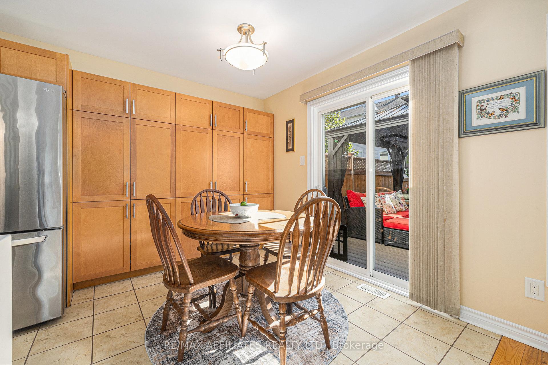 Photo 11 of 224 Aquilo Crescent, Ottawa, Stittsville (North) — HOMEH