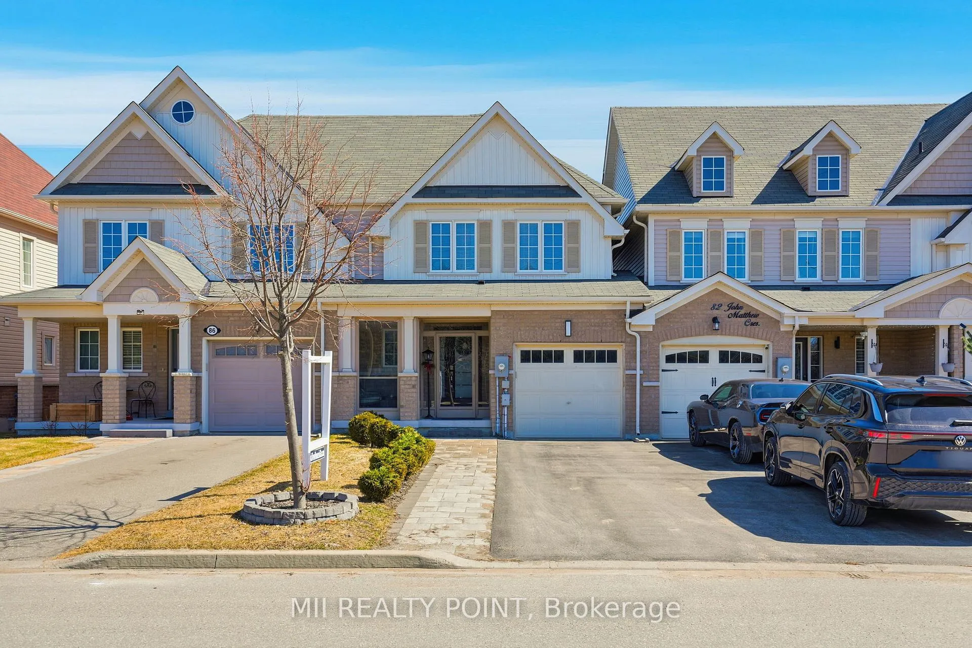 Photo 1 of 84 John Matthews Crescent, Clarington, Courtice — HOMEH