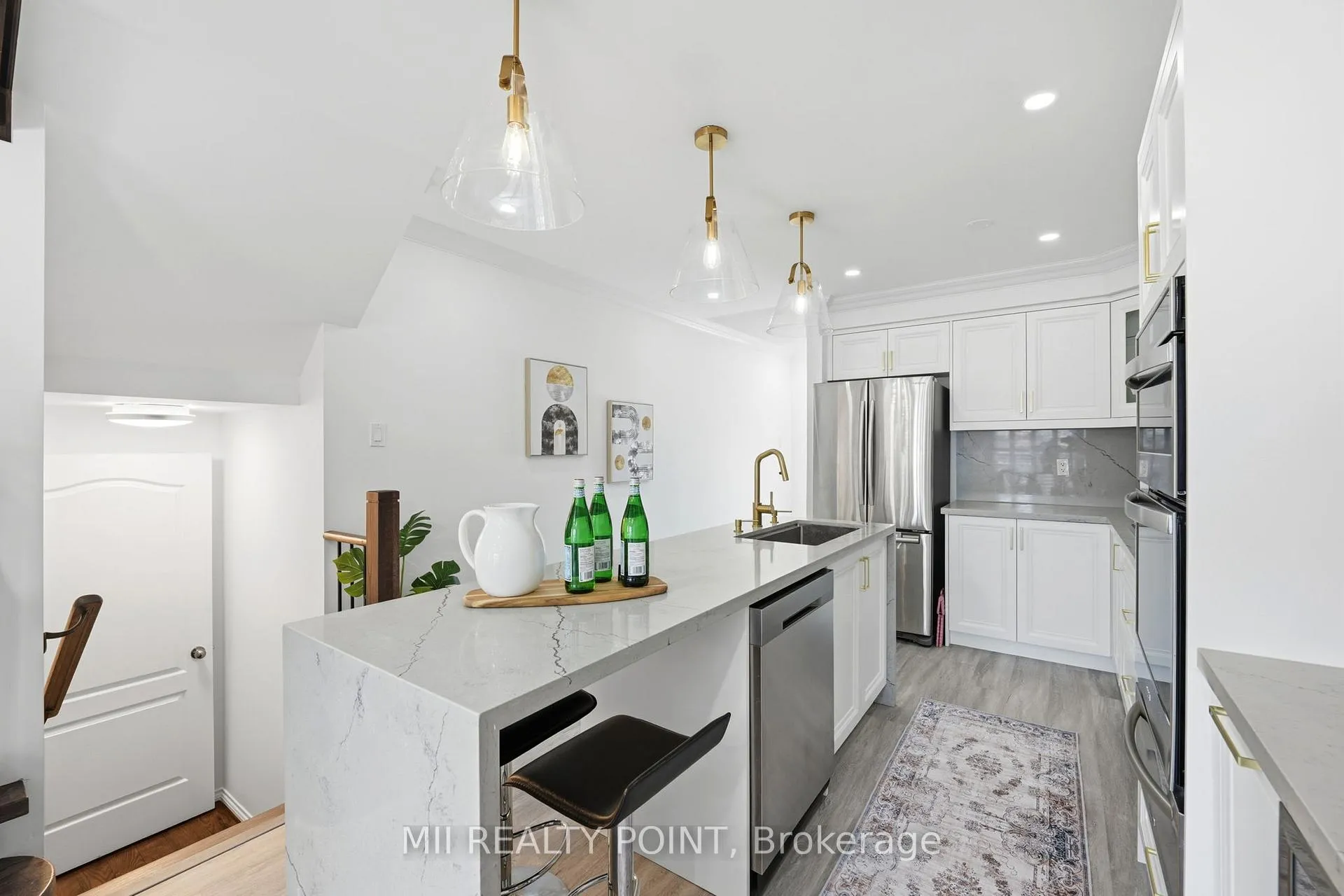 Photo 15 of 84 John Matthews Crescent, Clarington, Courtice — HOMEH