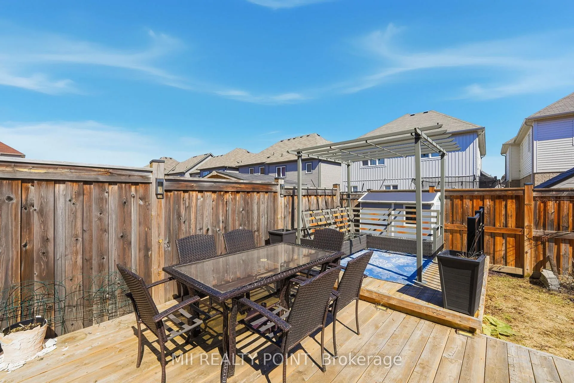 Photo 37 of 84 John Matthews Crescent, Clarington, Courtice — HOMEH