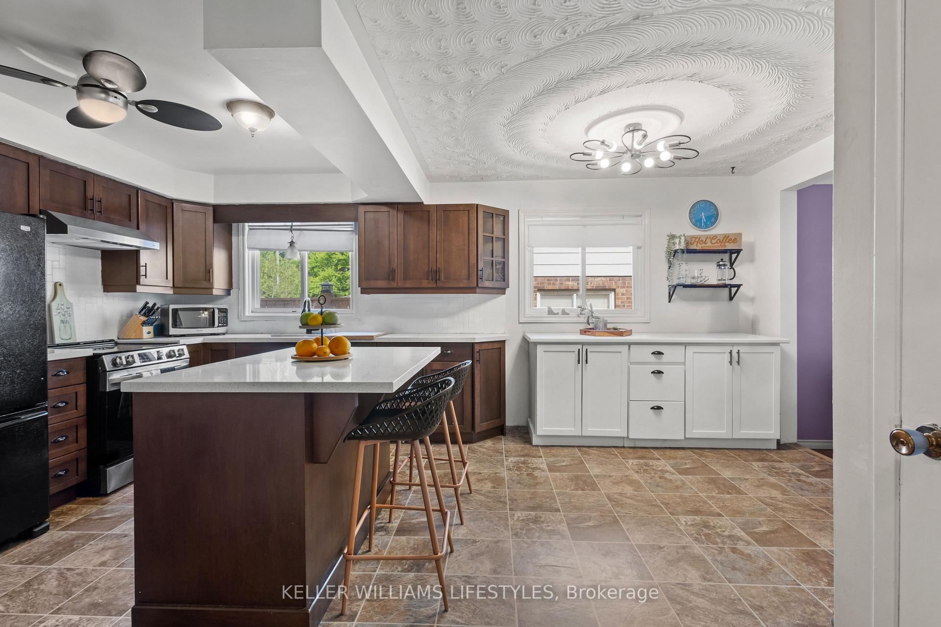 Photo 3 of 13 Idsardi Avenue, St. Thomas — HOMEH