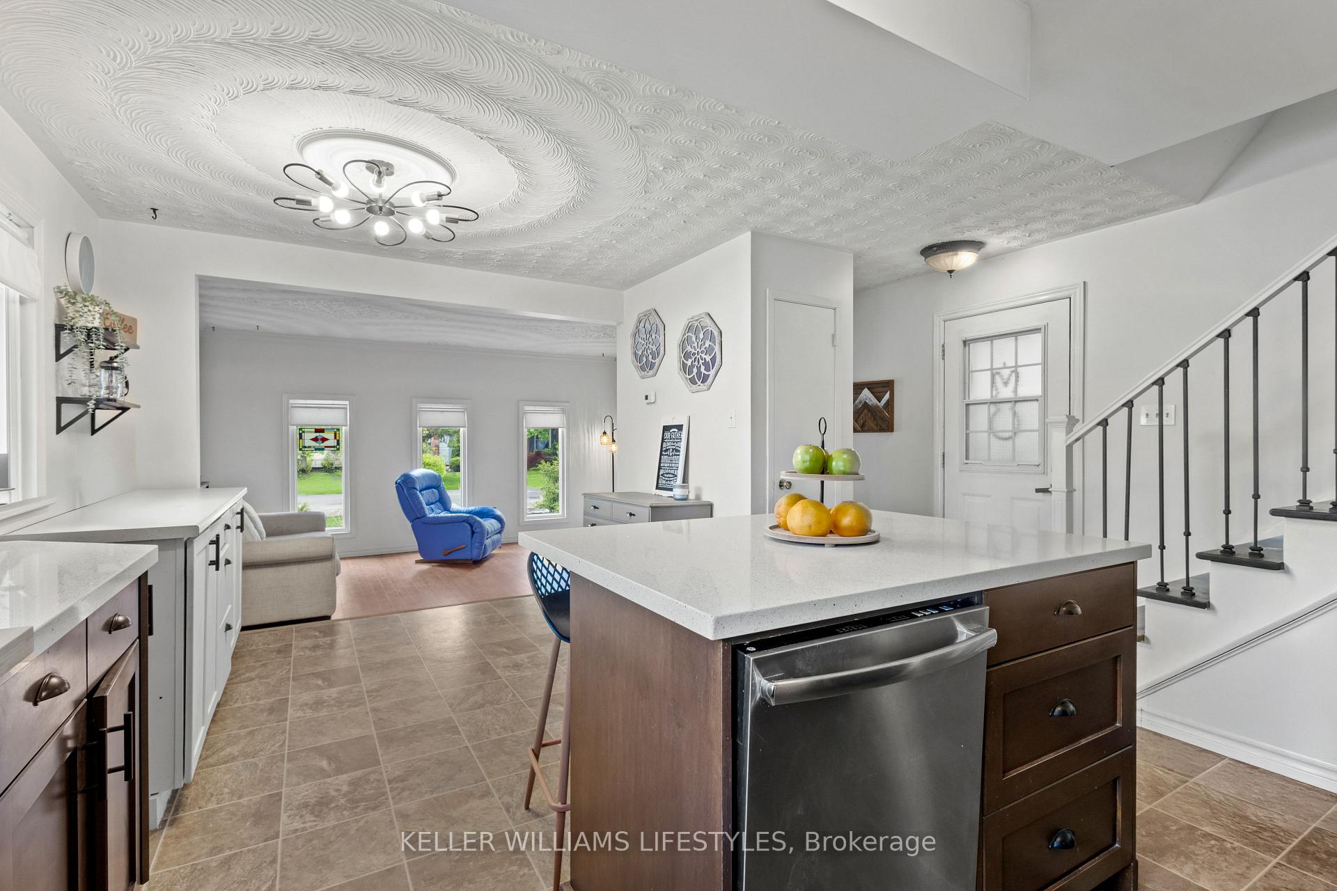 Photo 7 of 13 Idsardi Avenue, St. Thomas — HOMEH