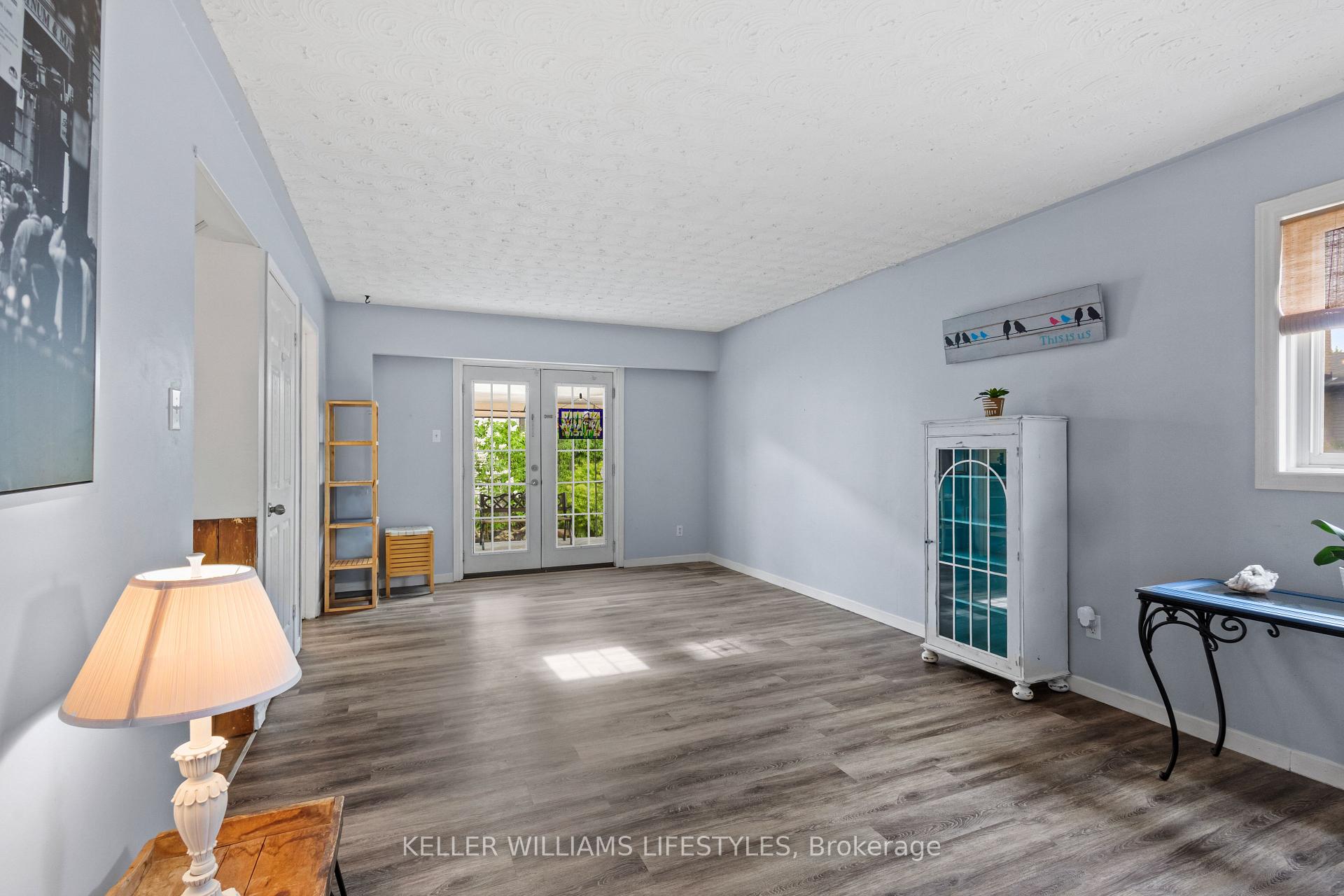 Photo 14 of 13 Idsardi Avenue, St. Thomas — HOMEH