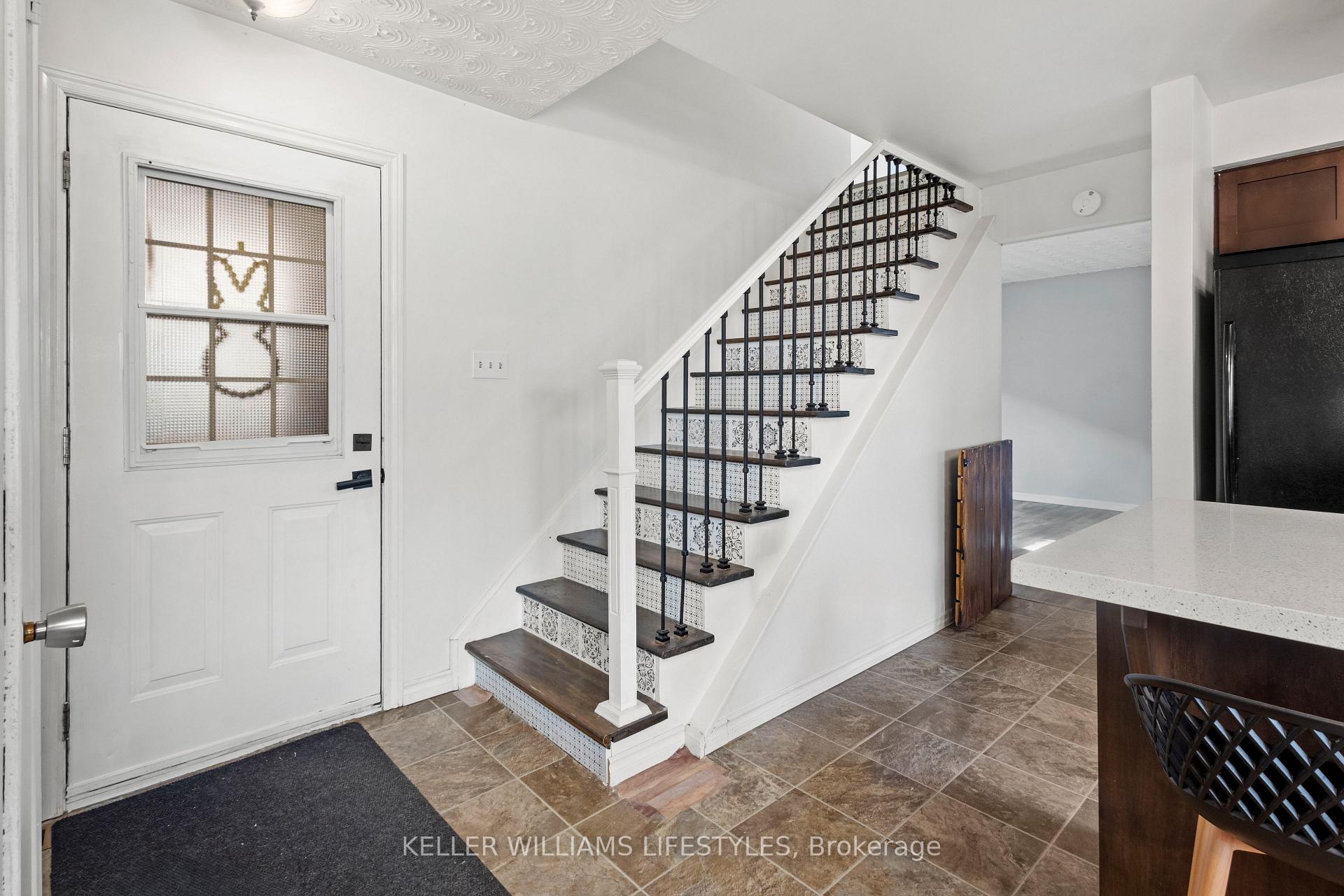 Photo 16 of 13 Idsardi Avenue, St. Thomas — HOMEH