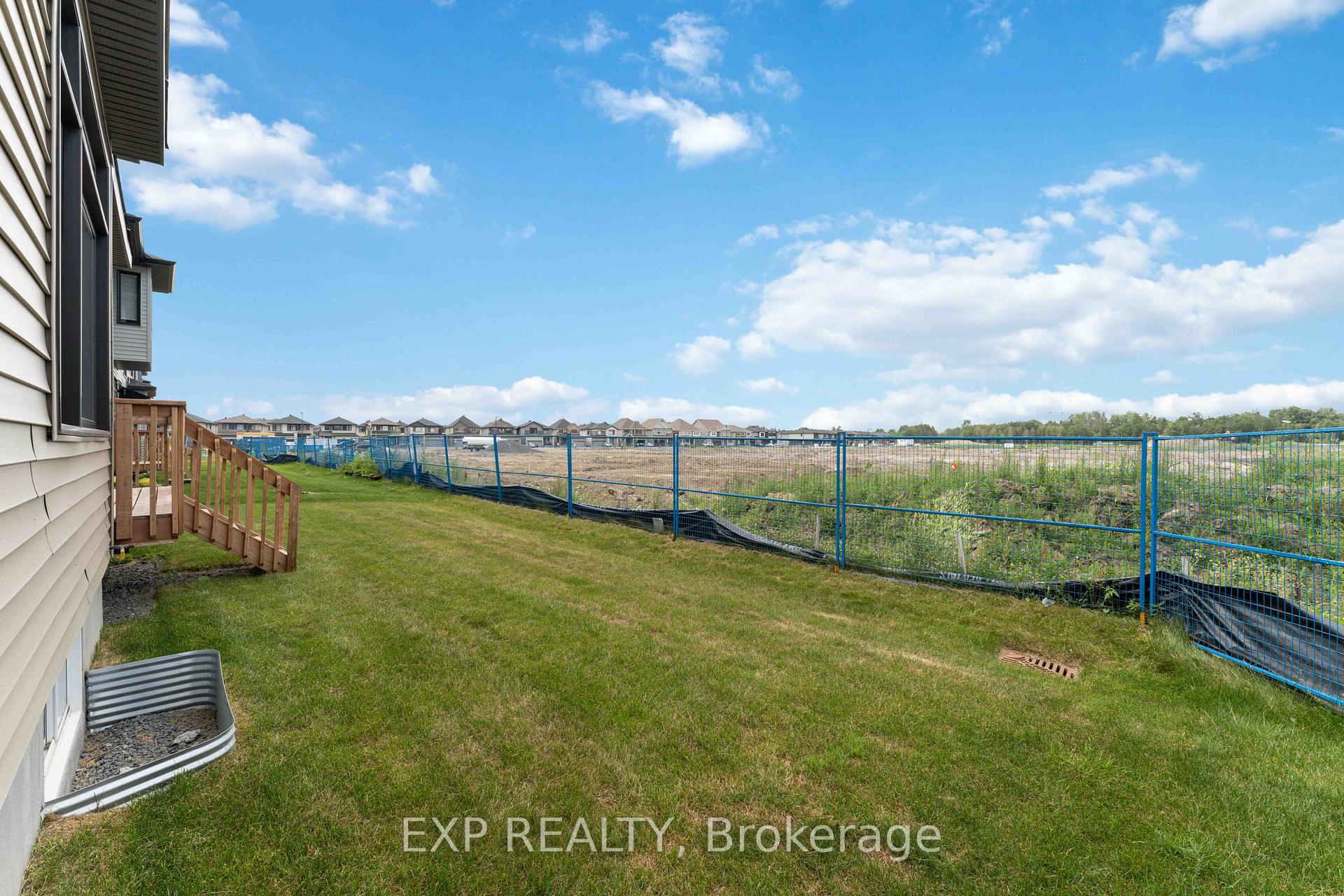 Photo 24 of 156 Finsbury Avenue E, Ottawa, Stittsville (South) — HOMEH