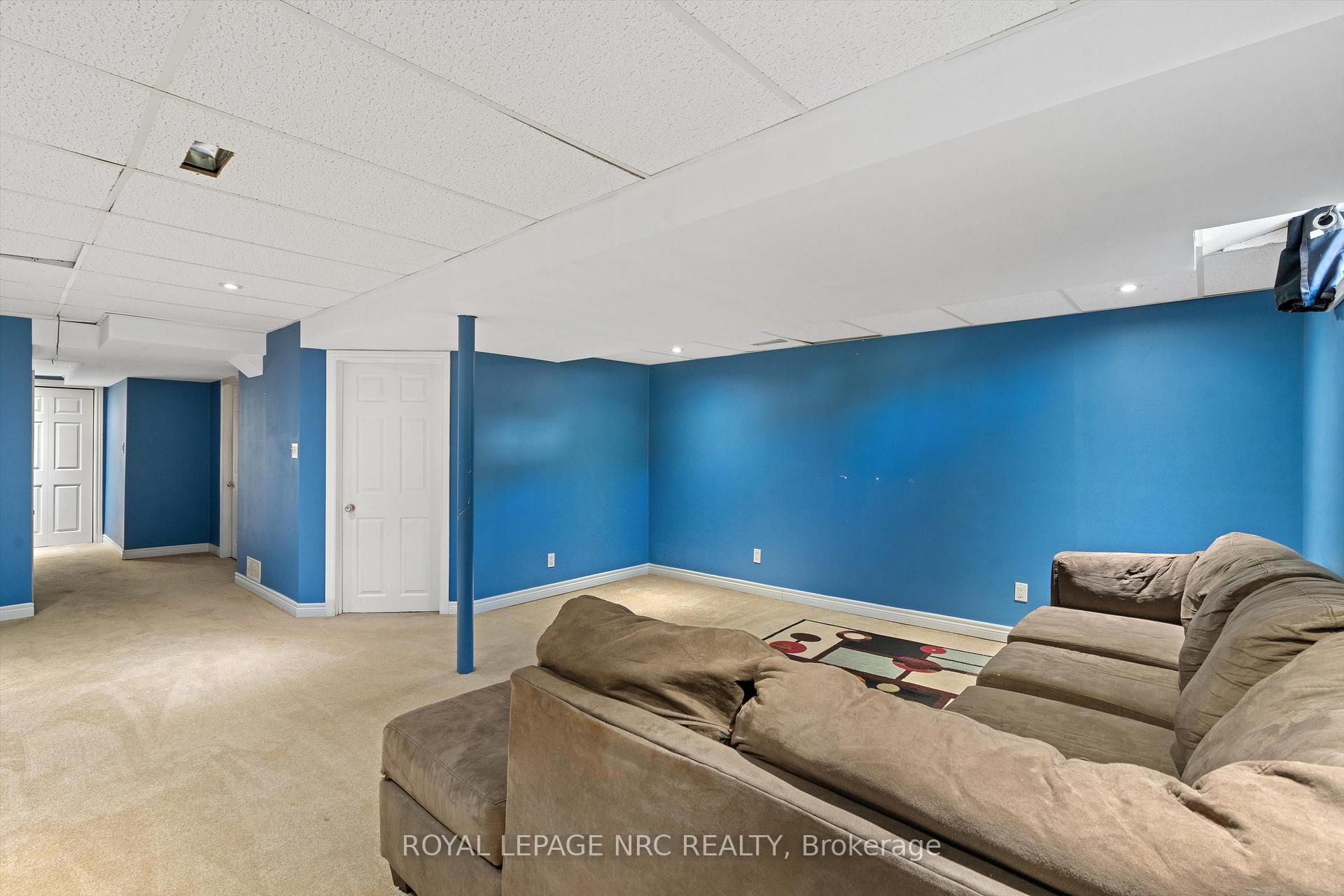 Photo 14 of 29 Mcbride Drive, St. Catharines, Rykert/Vansickle — HOMEH