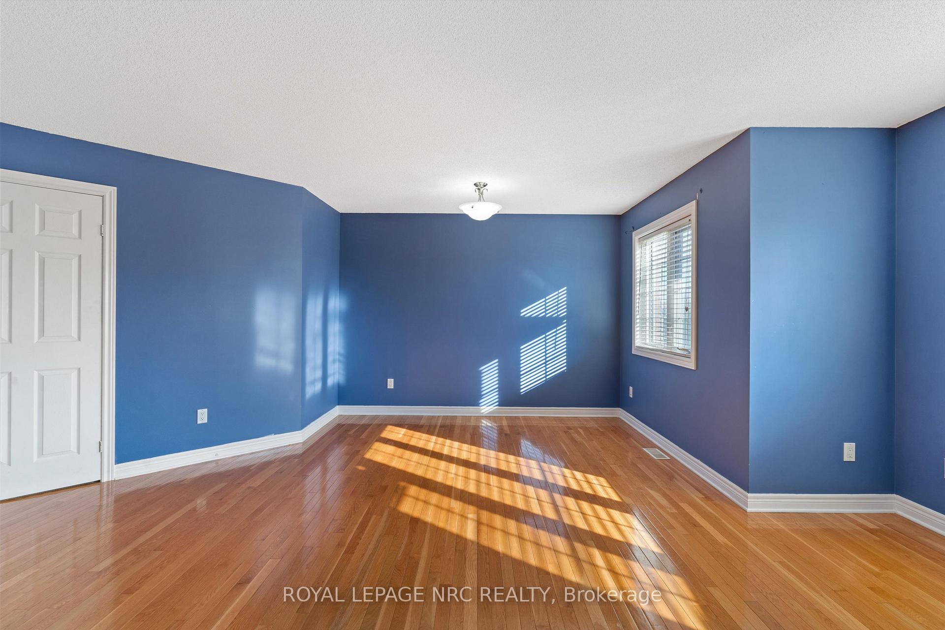 Photo 16 of 29 Mcbride Drive, St. Catharines, Rykert/Vansickle — HOMEH